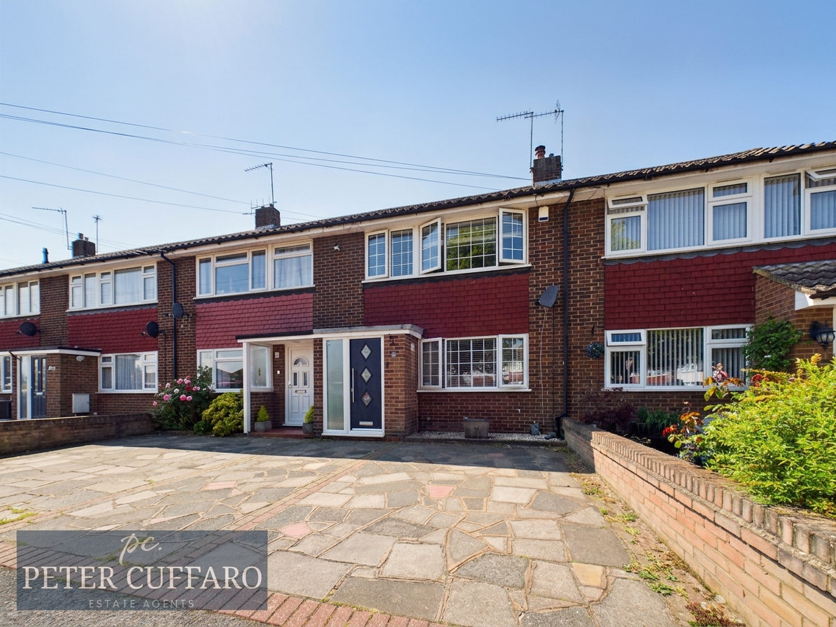 Dorchester Avenue, Hoddesdon, EN11