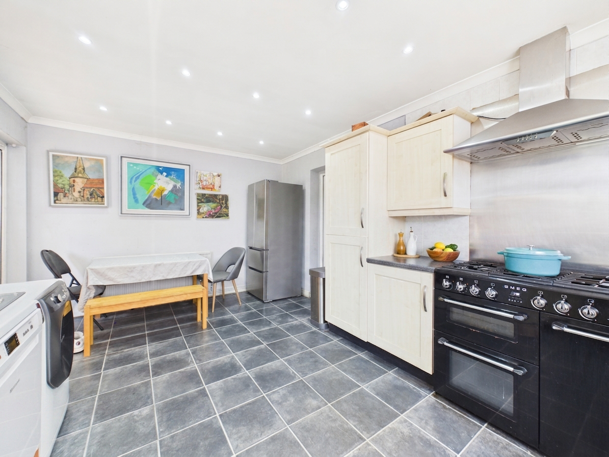 Crossfield Road, Hoddesdon, EN11, photo 9