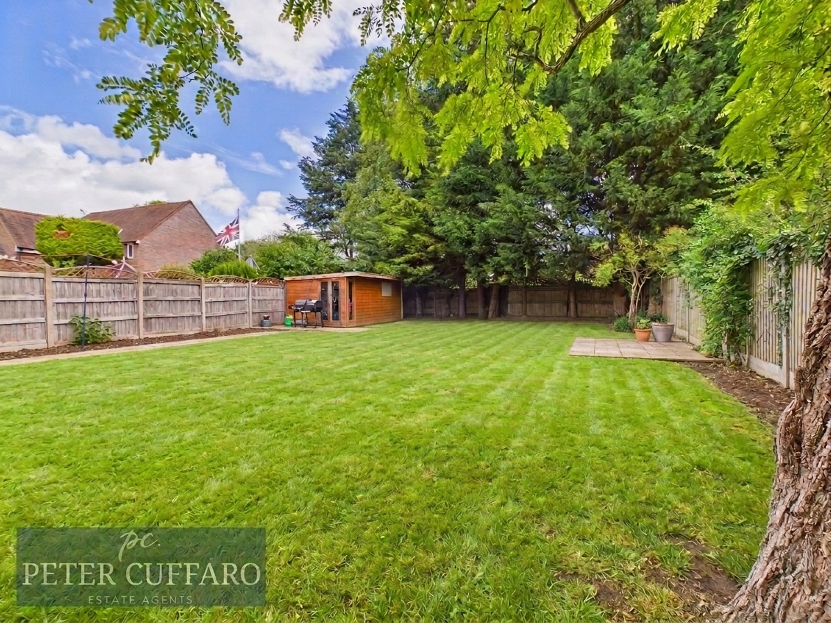 Hoddesdon Road, Stanstead Abbotts, SG12, photo 22
