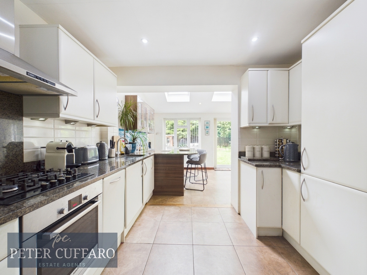 Hoddesdon Road, Stanstead Abbotts, SG12, photo 7