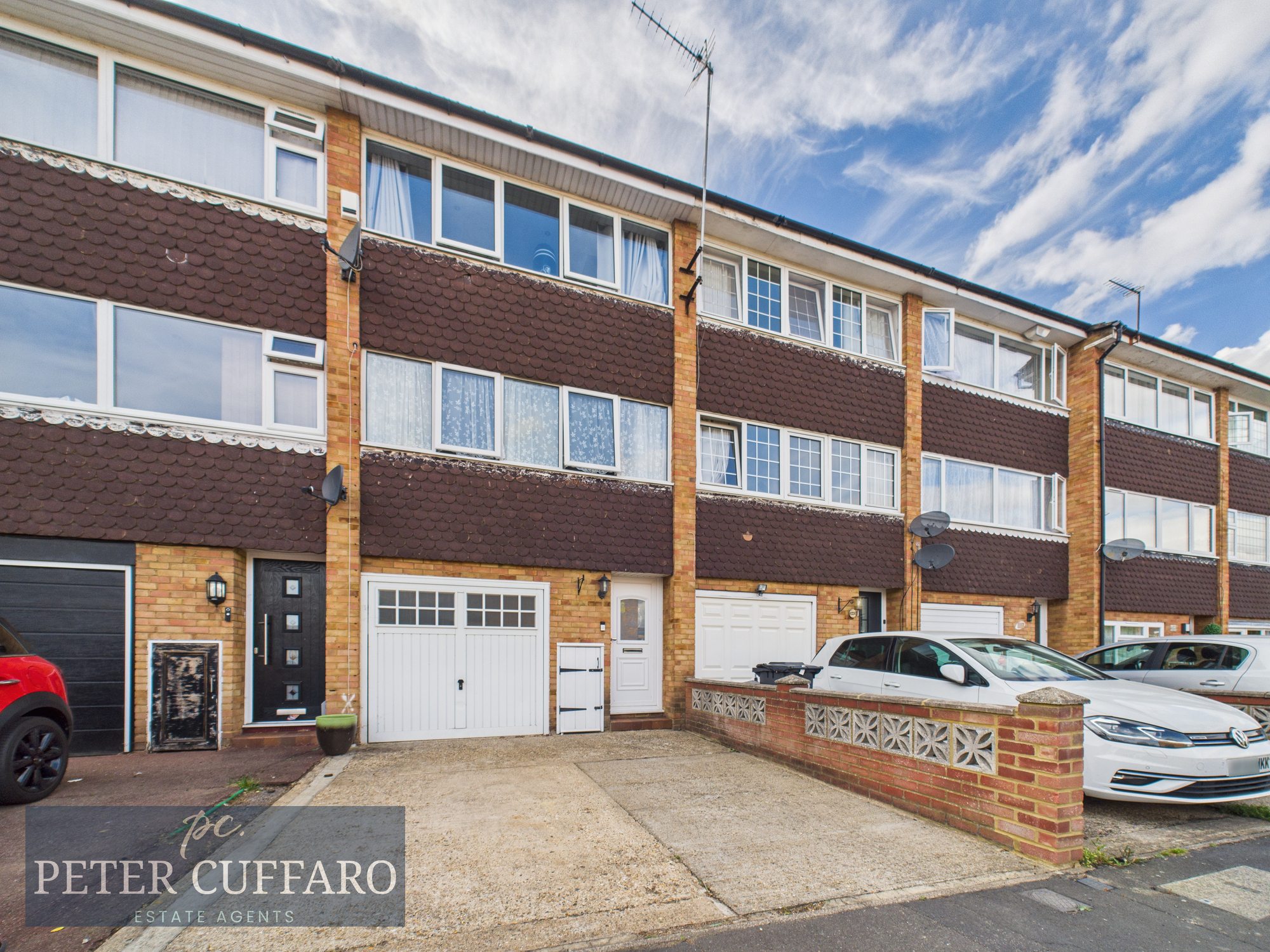 Caxton Road, Hoddesdon, EN11