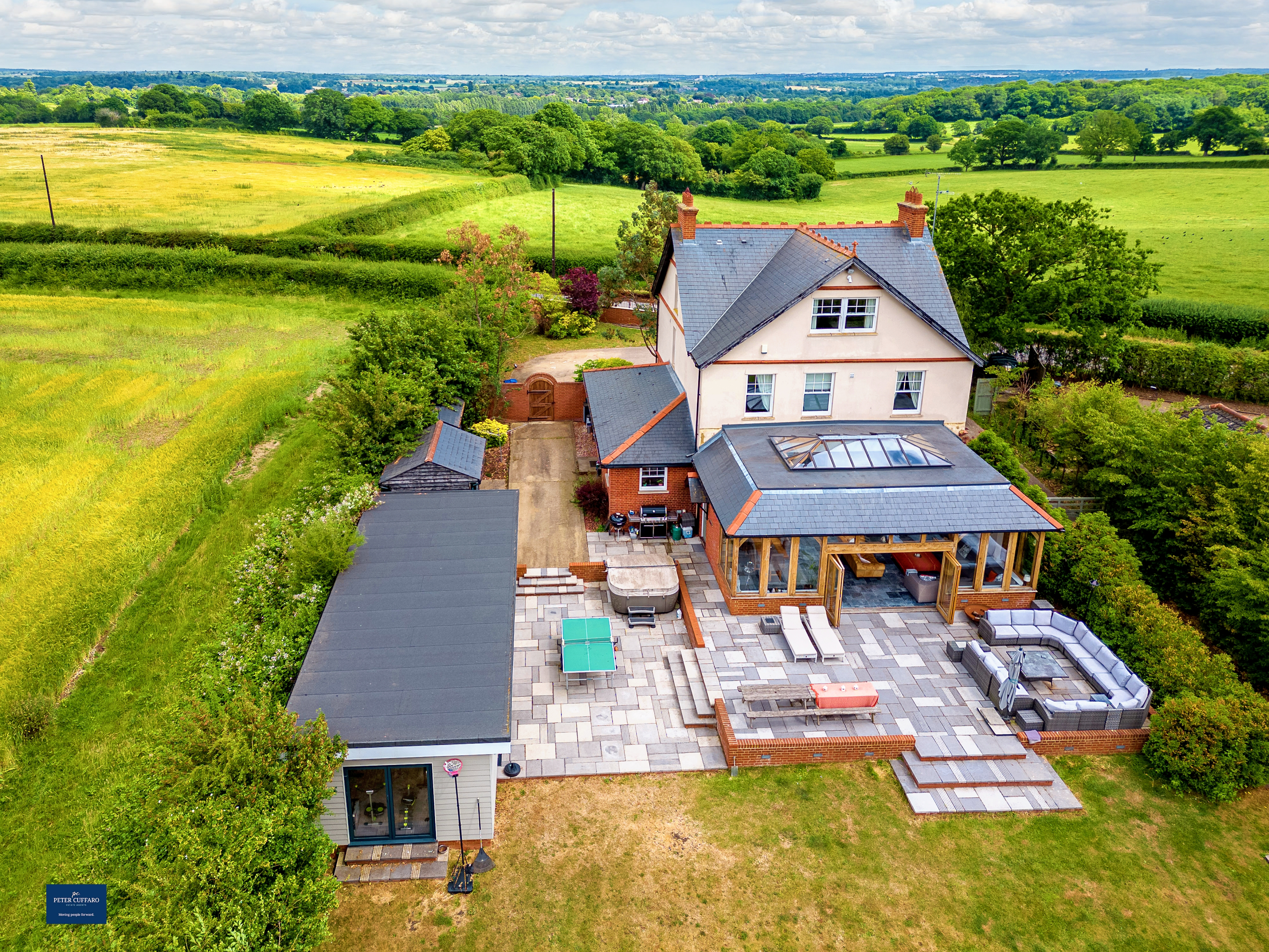 Downfield Road, Hertford Heath, SG13, photo 28