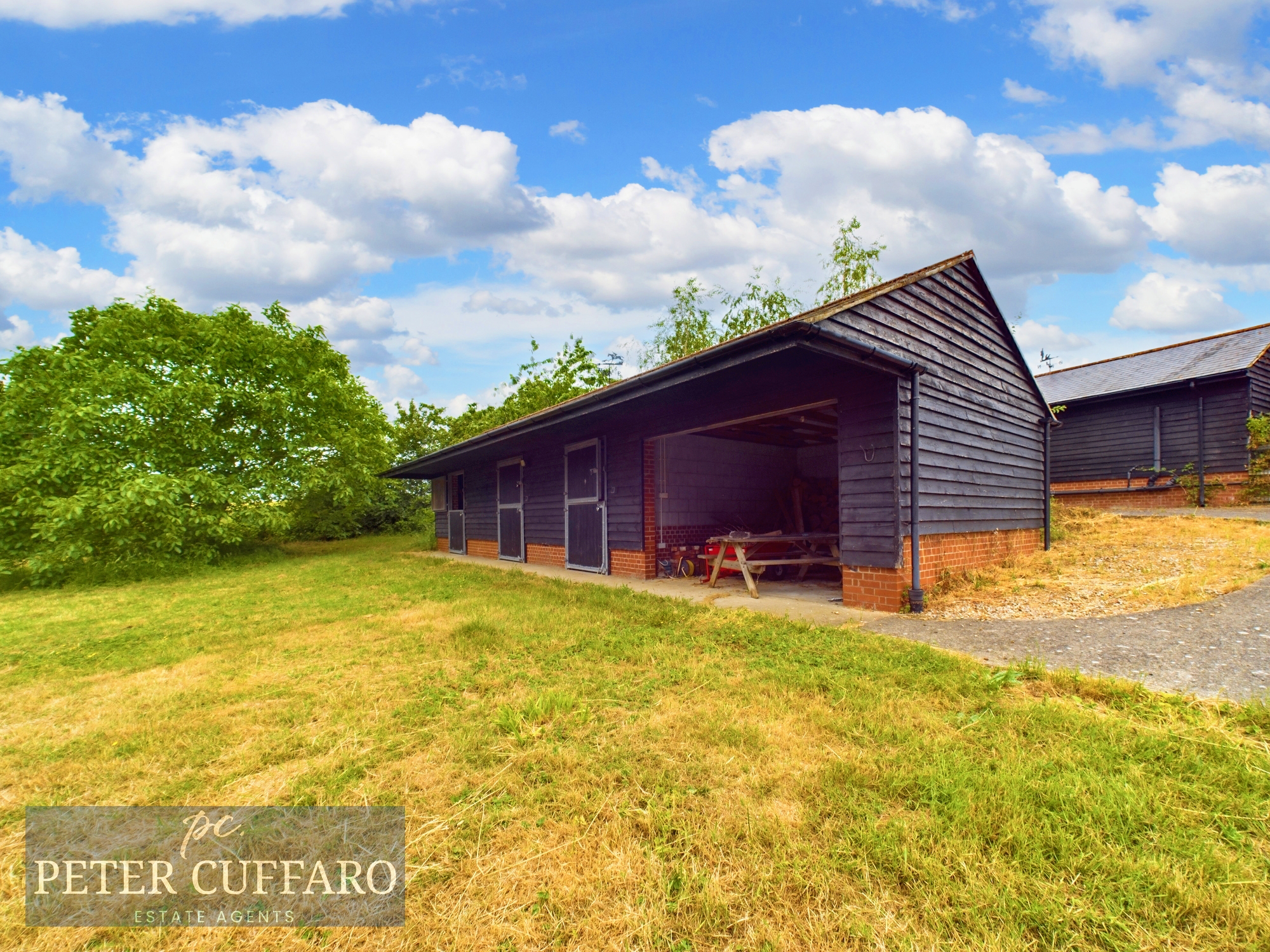 Downfield Road, Hertford Heath, SG13, photo 39