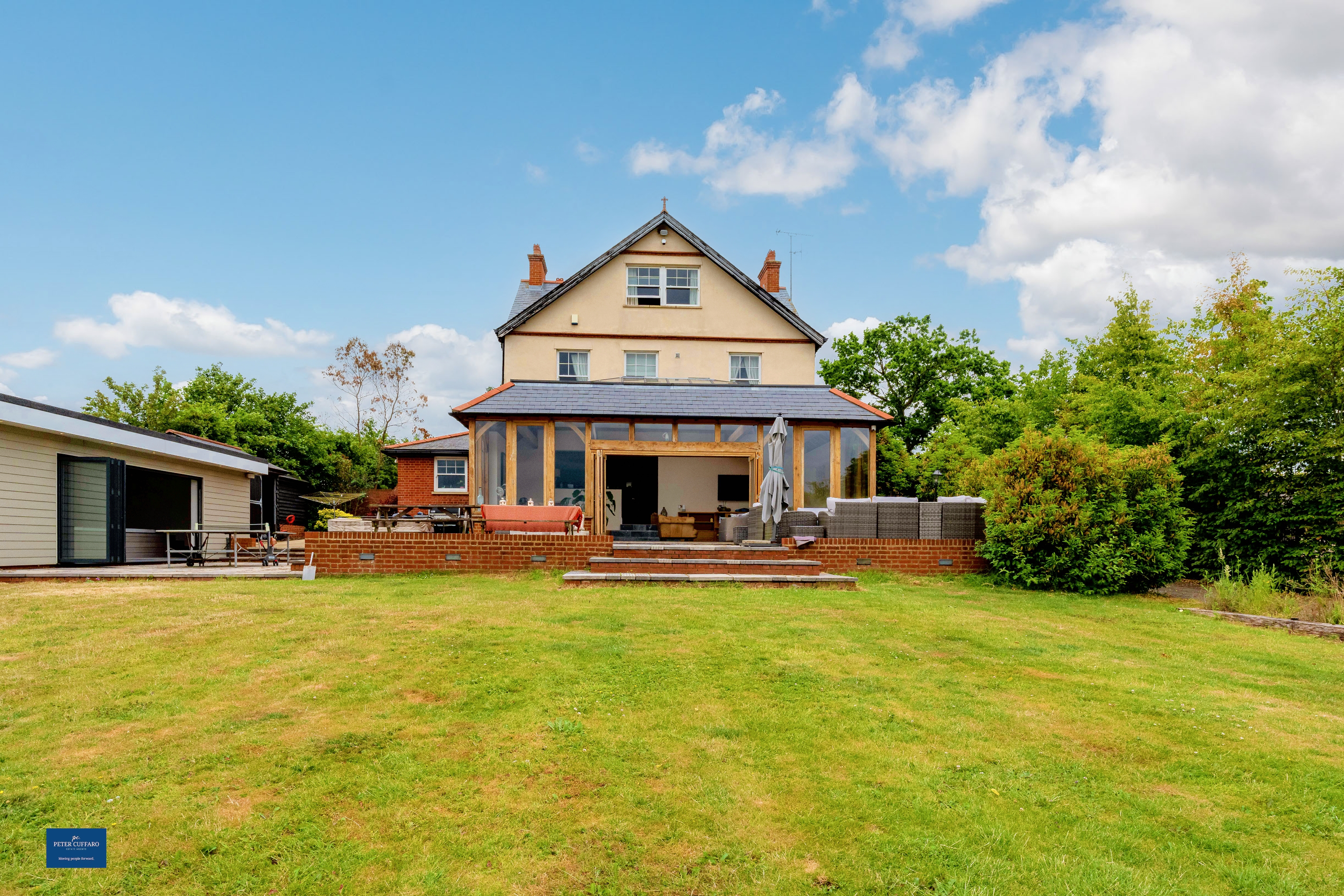 Downfield Road, Hertford Heath, SG13, photo 29