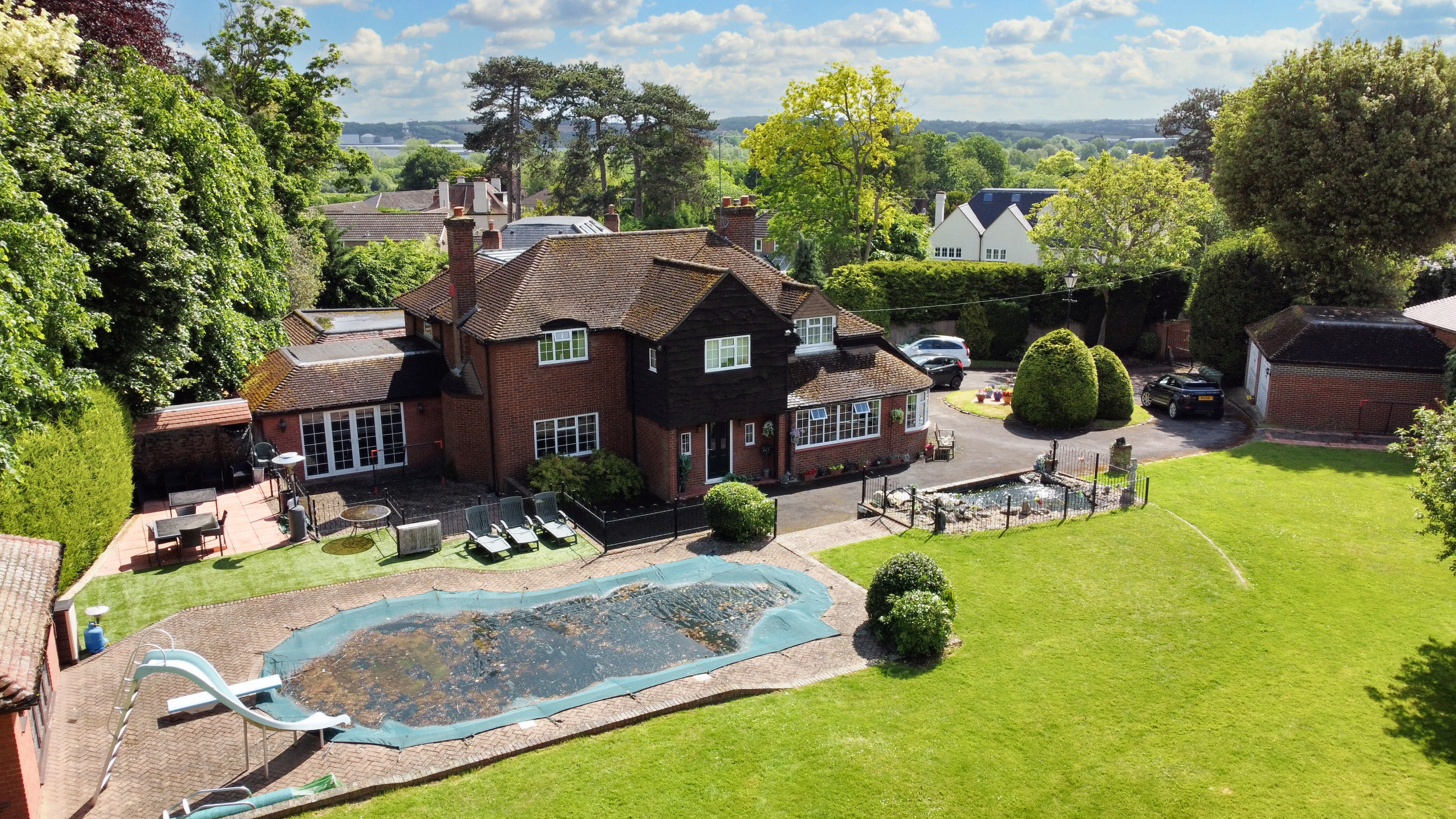 Yewlands, Hoddesdon, EN11