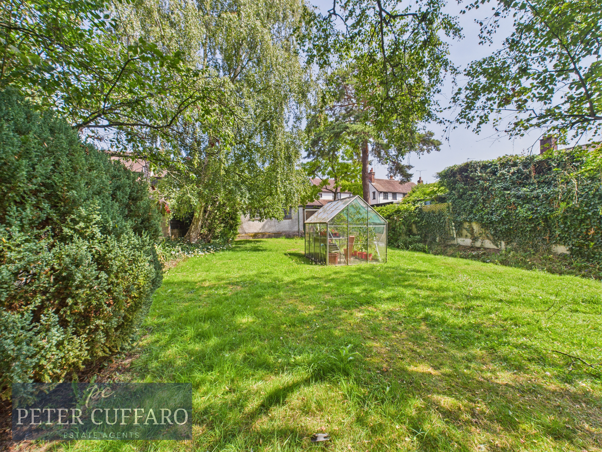 High Street, Hunsdon, SG12, photo 23