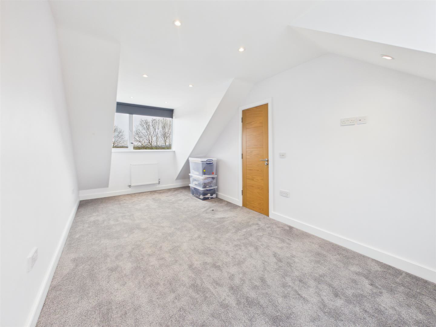 Brookfield Lane, Churchdown, Gloucester, photo 23