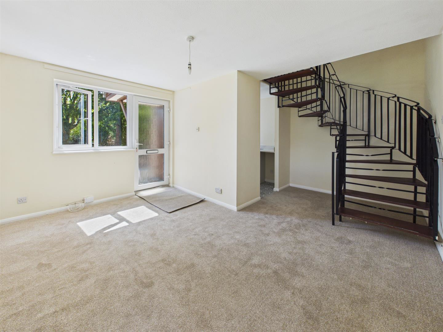 Tom Price Close, Cheltenham, photo 2