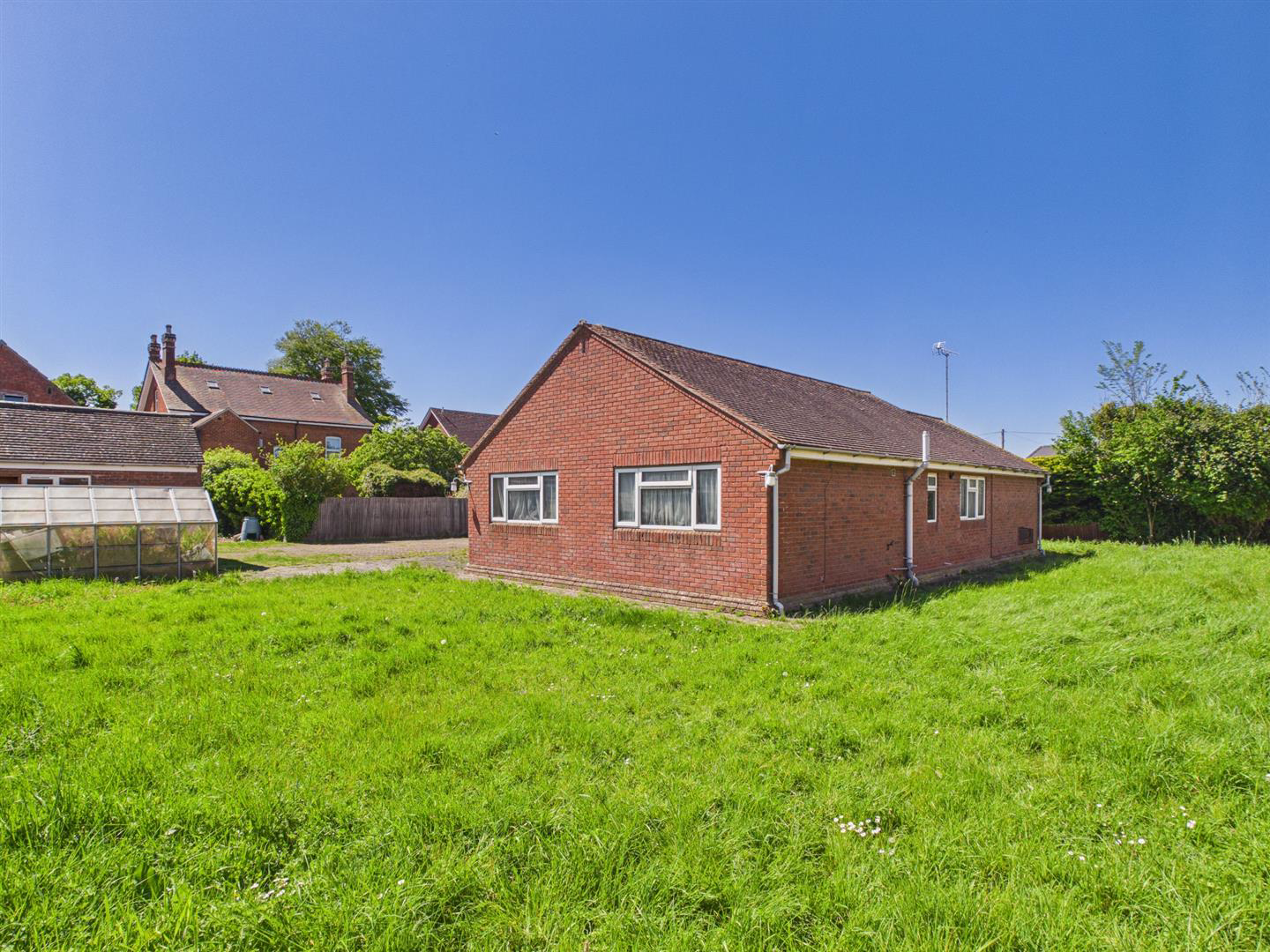 Church Road, Longlevens, Gloucester, photo 7
