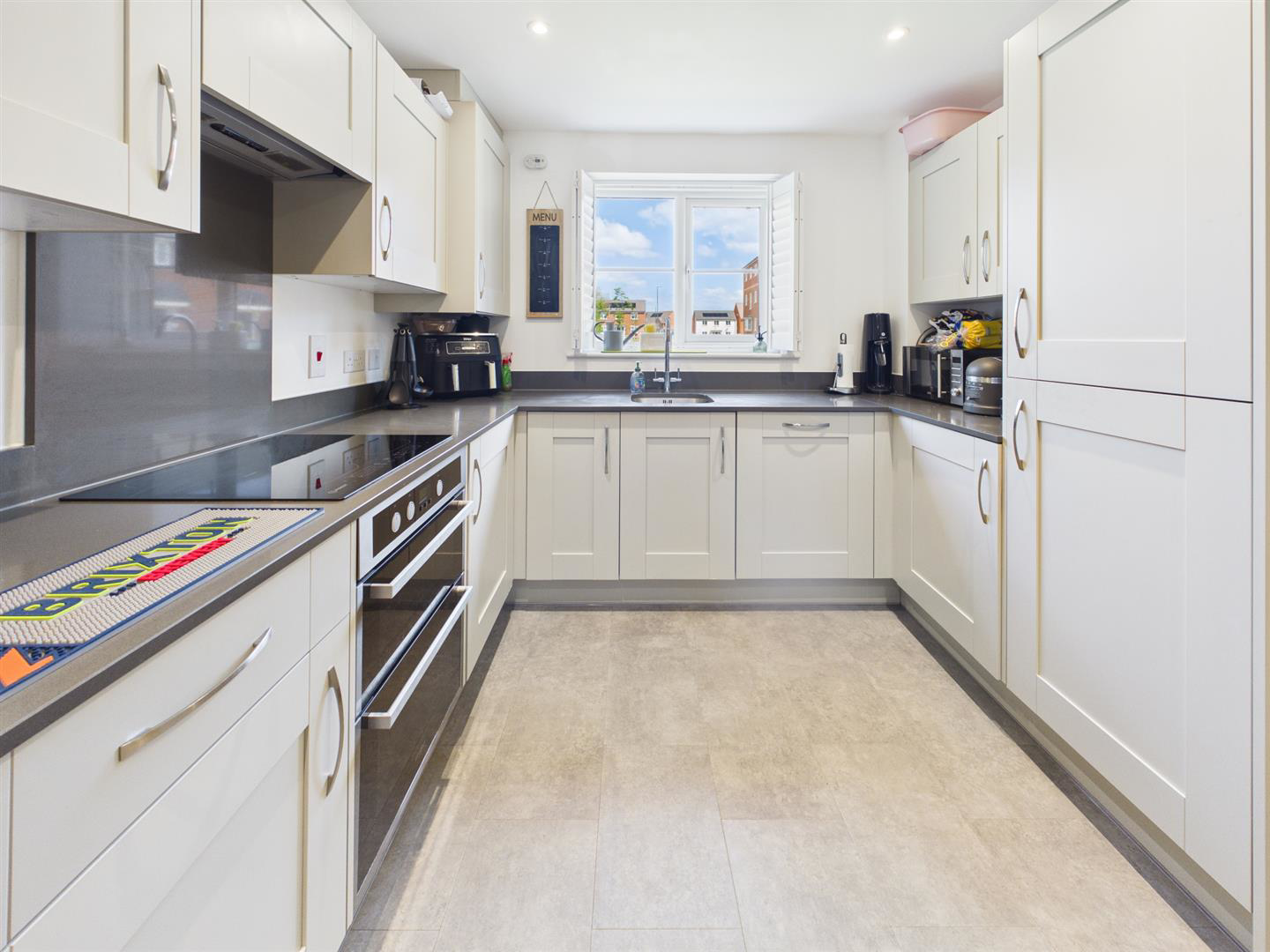 Saxon Drive, Brockworth, Gloucester, photo 6