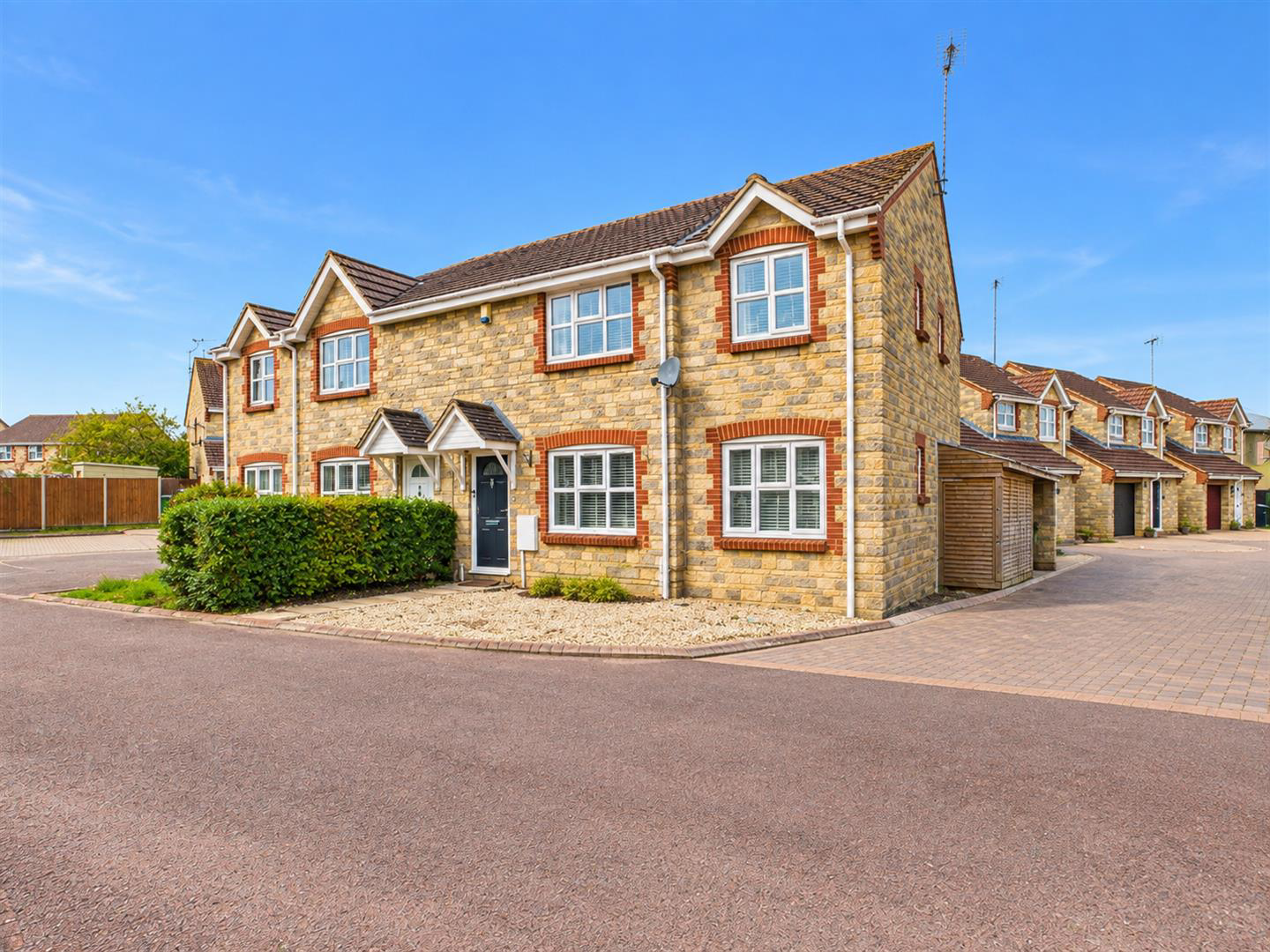 Grenville Close