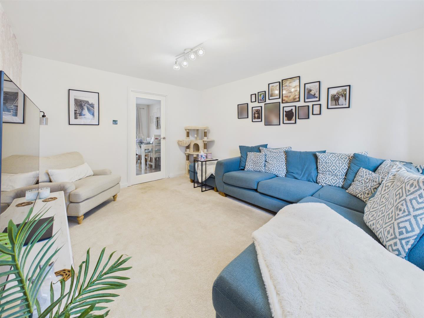 Woodruff Close, Robinswood, Gloucester, photo 8