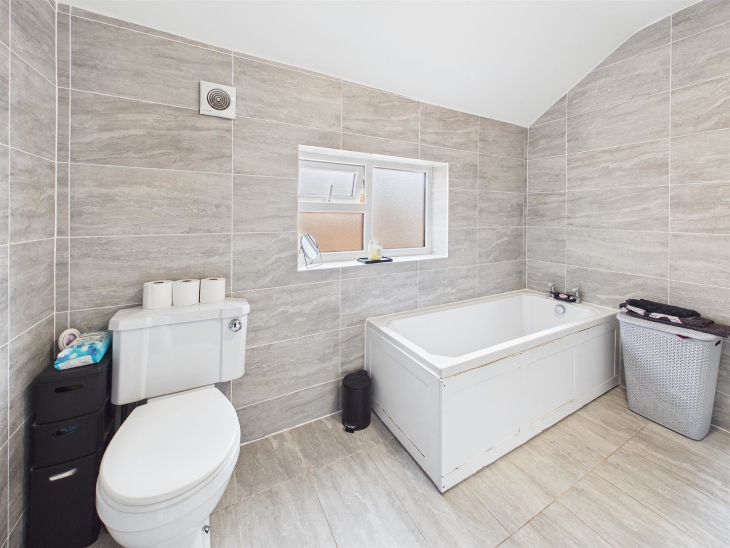 Elmbridge Road, Gloucester, photo 17