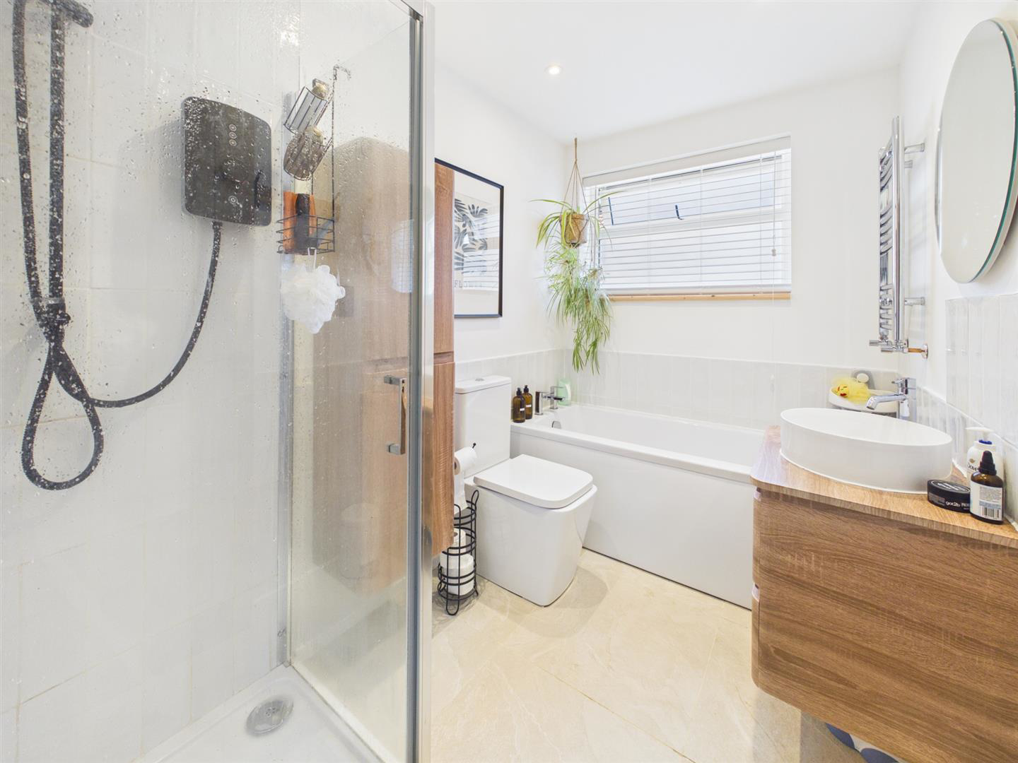 Snowdon Gardens, Churchdown, Gloucester, photo 15