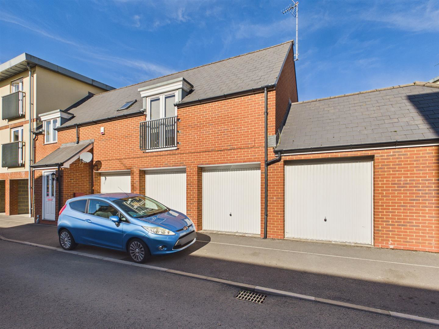 Longhorn Avenue, Gloucester, photo 8