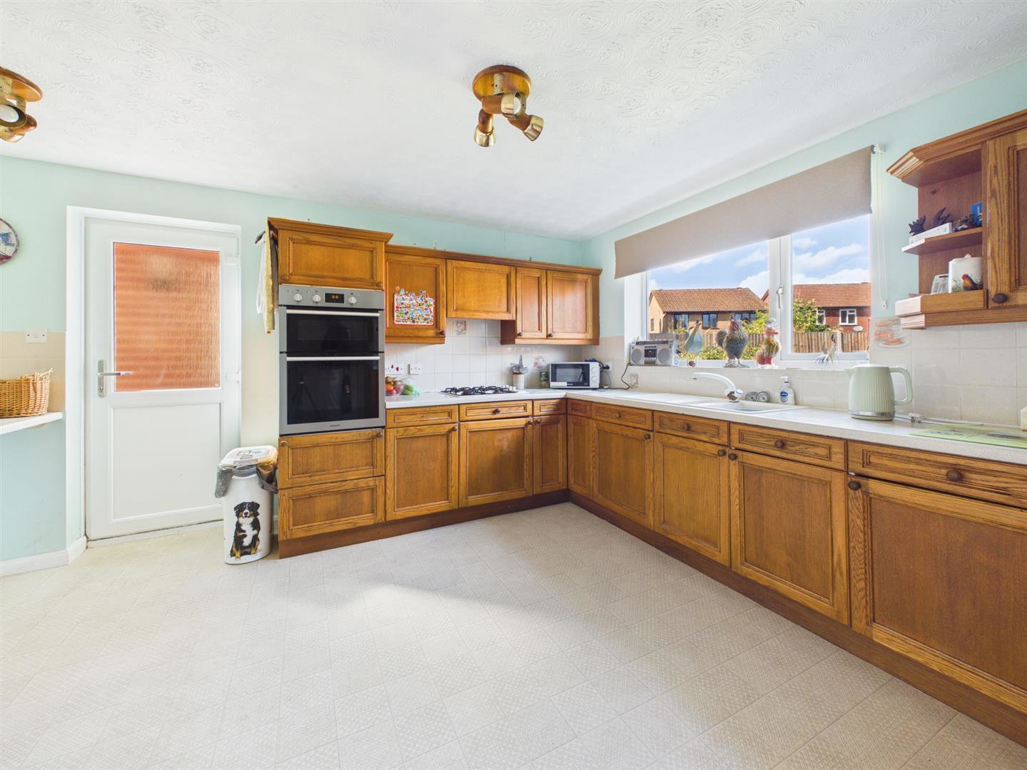 Honeysuckle Drive, Abbeymead, Gloucester, photo 7