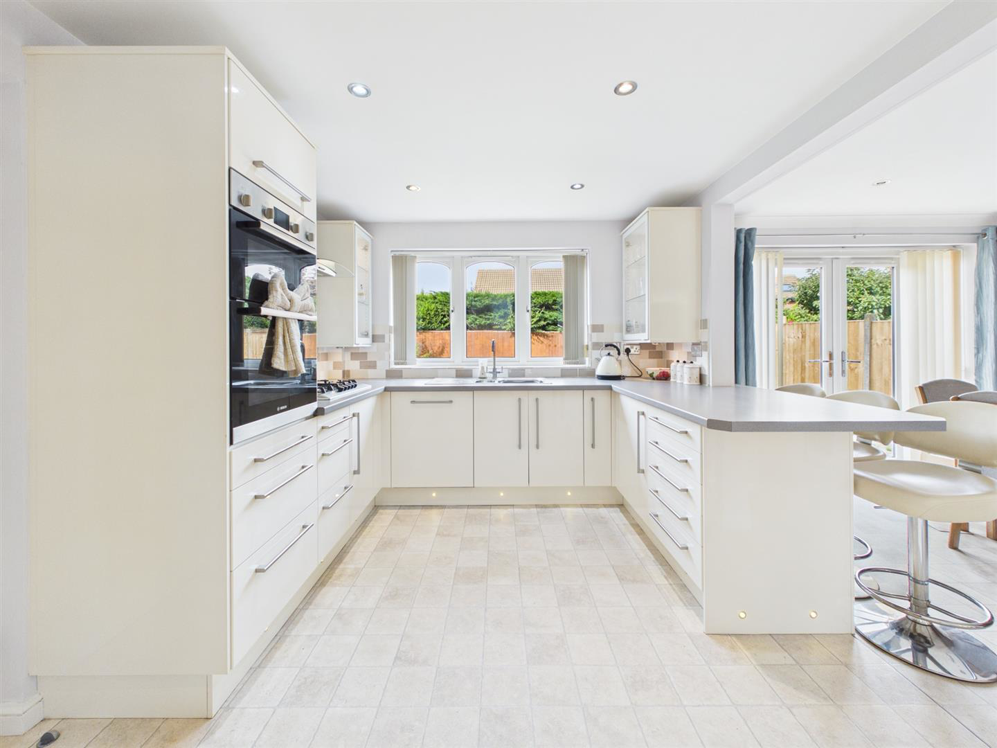 Quail Close, Barnwood, Gloucester, photo 5