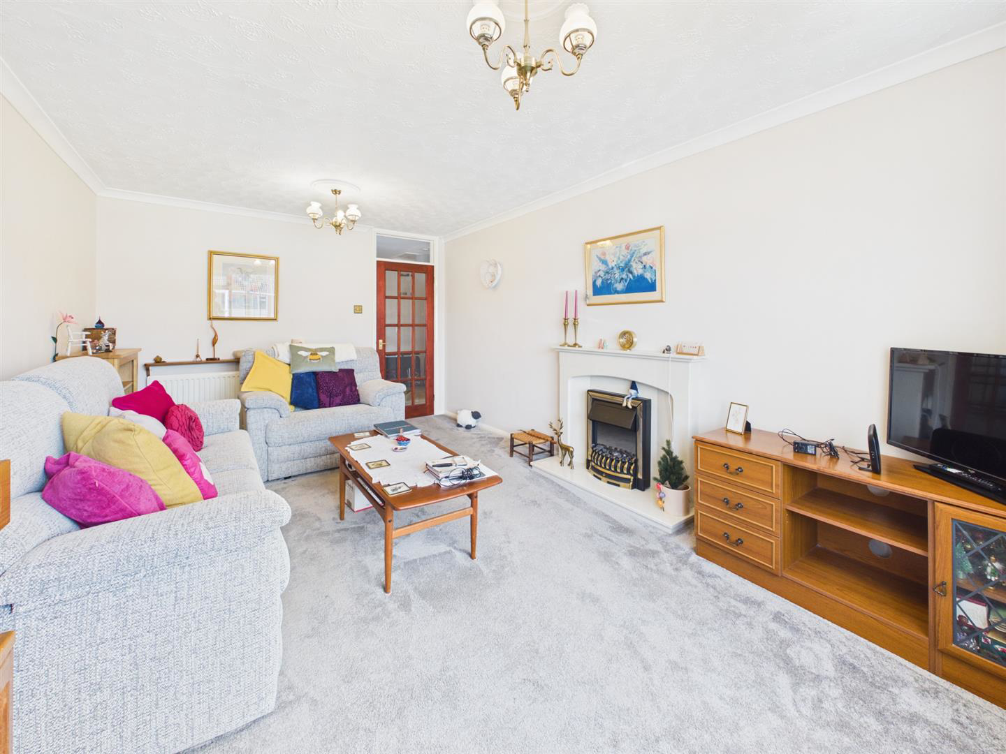 Allendale Close, Longlevens, Gloucester, photo 3