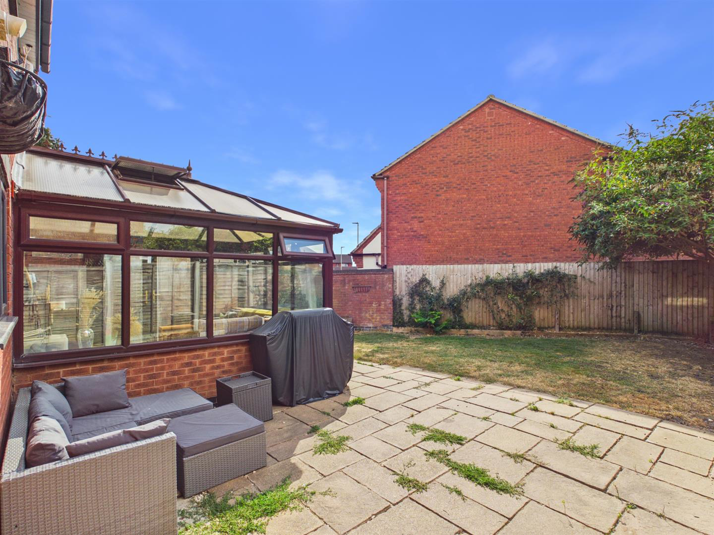 Magnolia Walk, Quedgeley, Gloucester, photo 13
