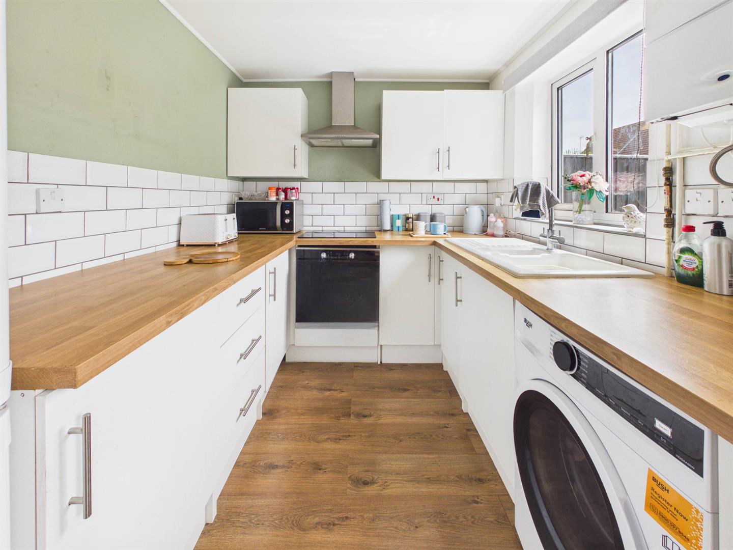 Deerhurst Place, Quedgeley, Gloucester, photo 2
