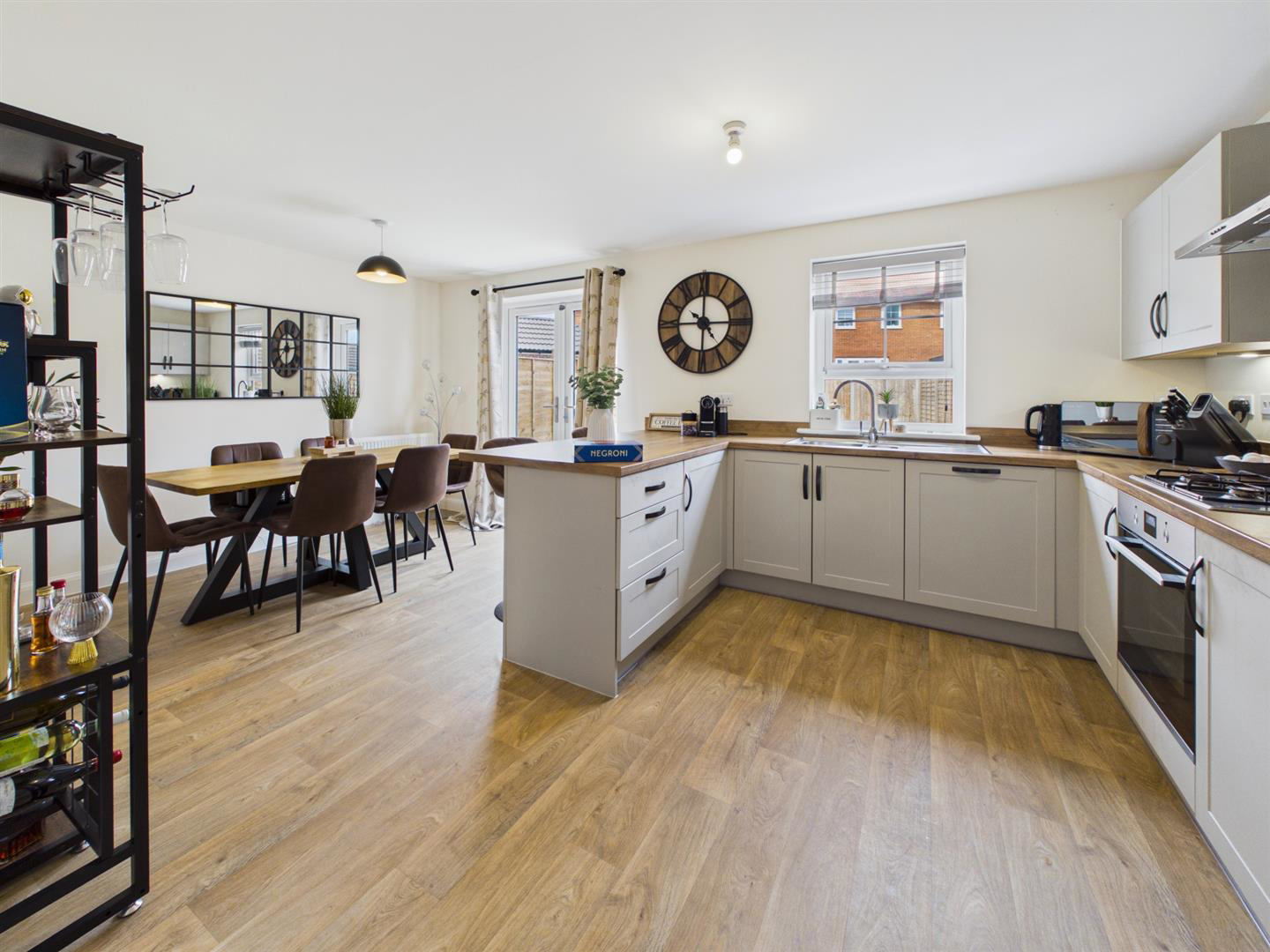 Pennings Close, Matson, Gloucester, photo 2