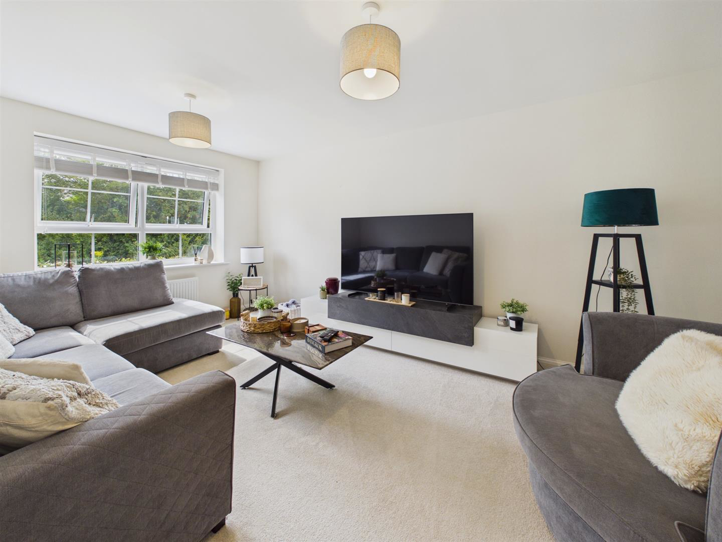 Pennings Close, Matson, Gloucester, photo 9