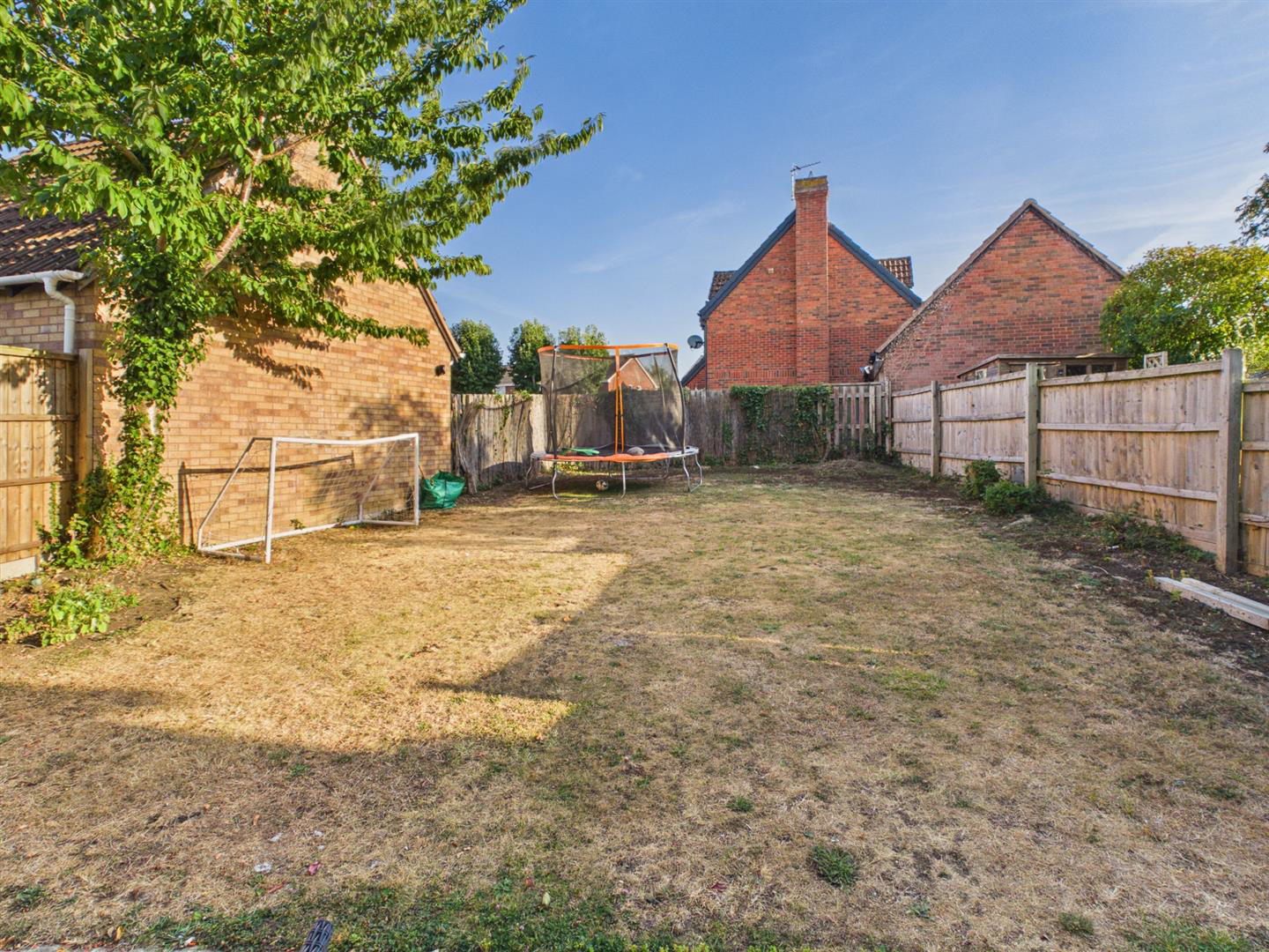 Claudians Close, Abbeymead, Gloucester, photo 12