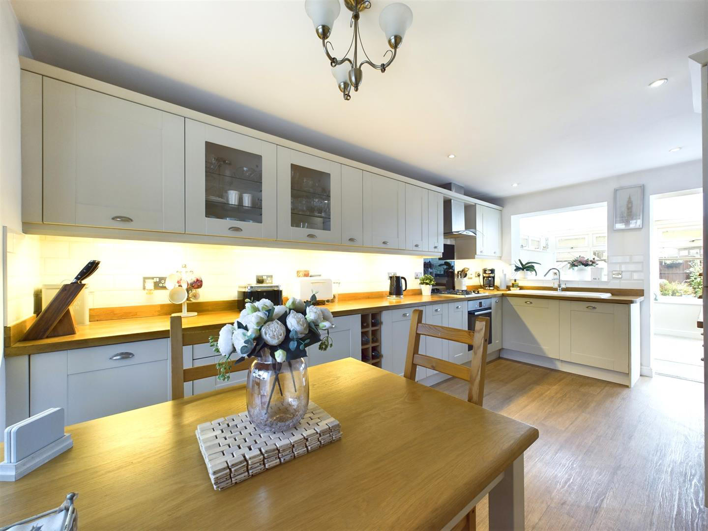 Stevans Close, Longford, Gloucester, photo 2