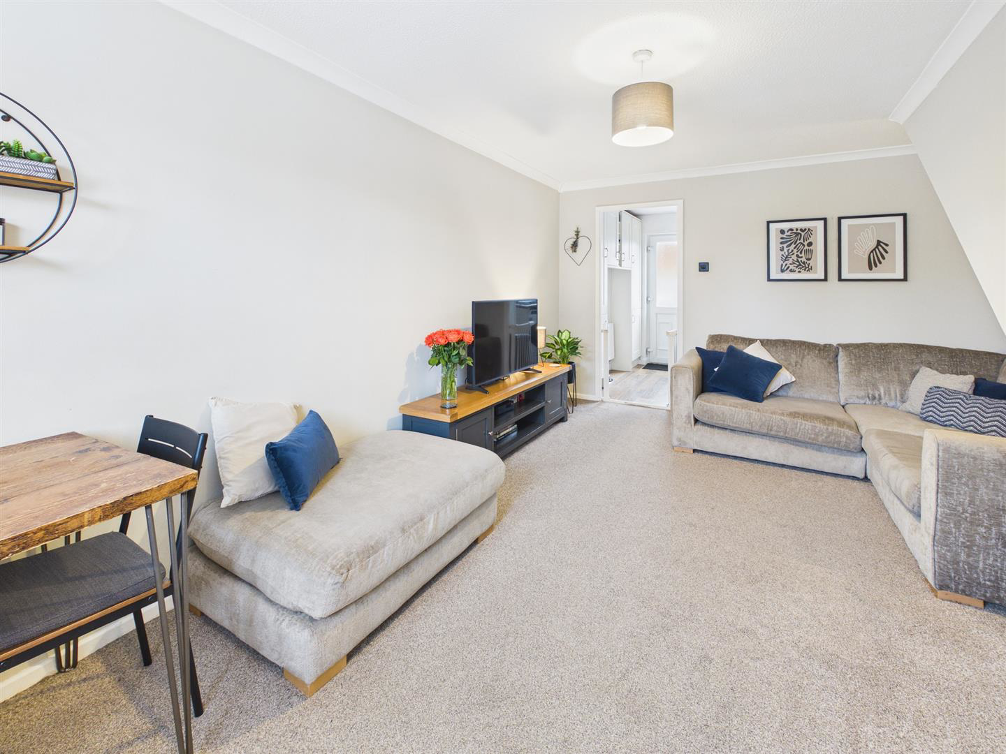 Justicia Way, Up Hatherley, Cheltenham, photo 3