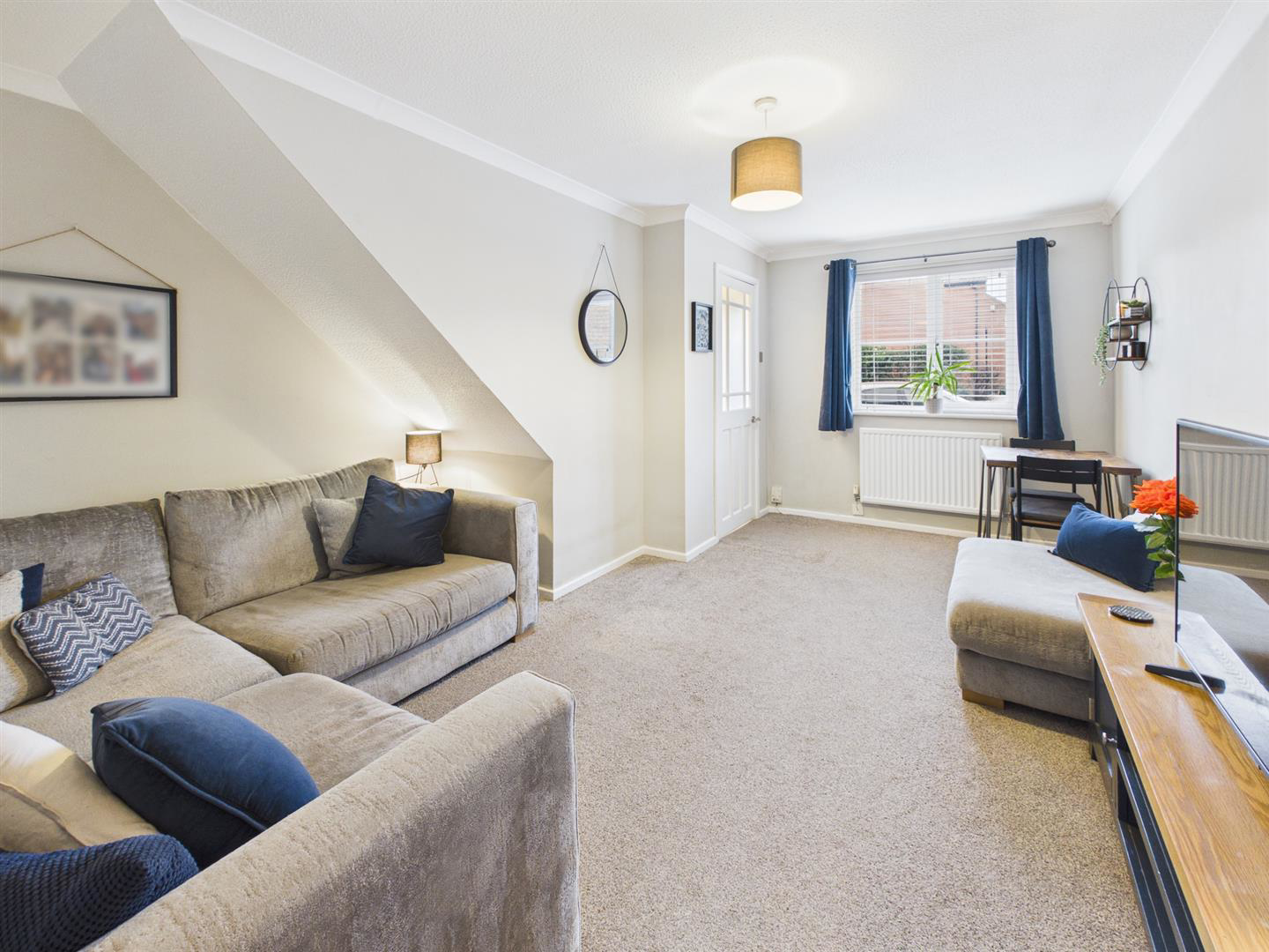 Justicia Way, Up Hatherley, Cheltenham, photo 2
