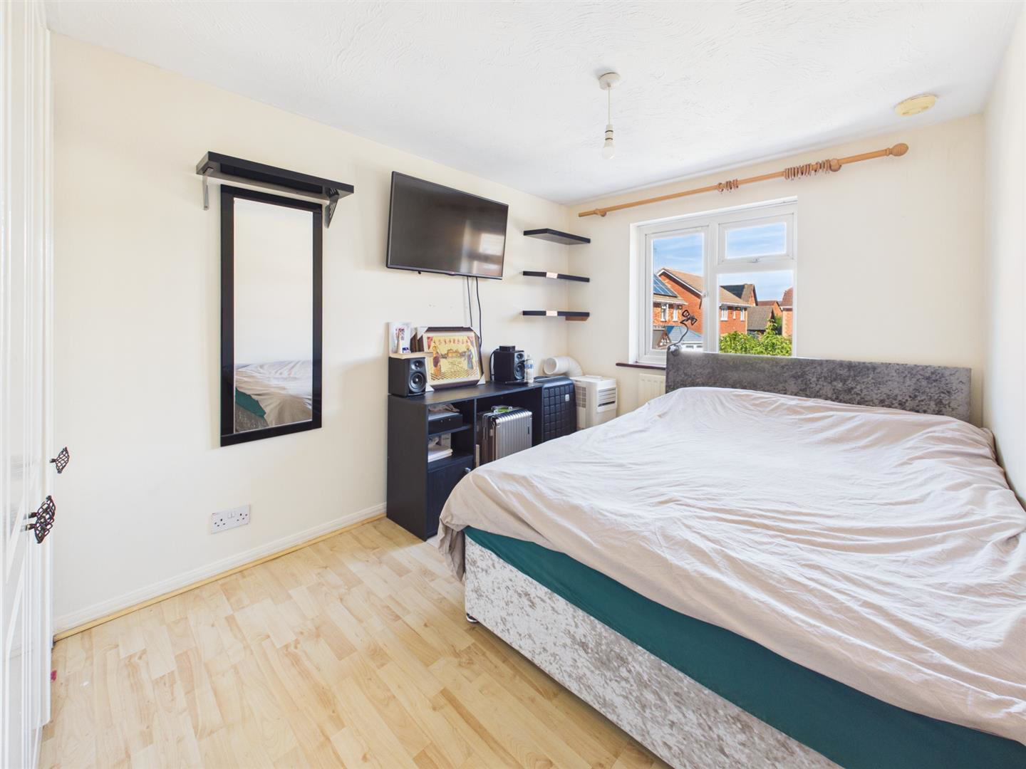 Stocken Close, Hucclecote, Gloucester, photo 6