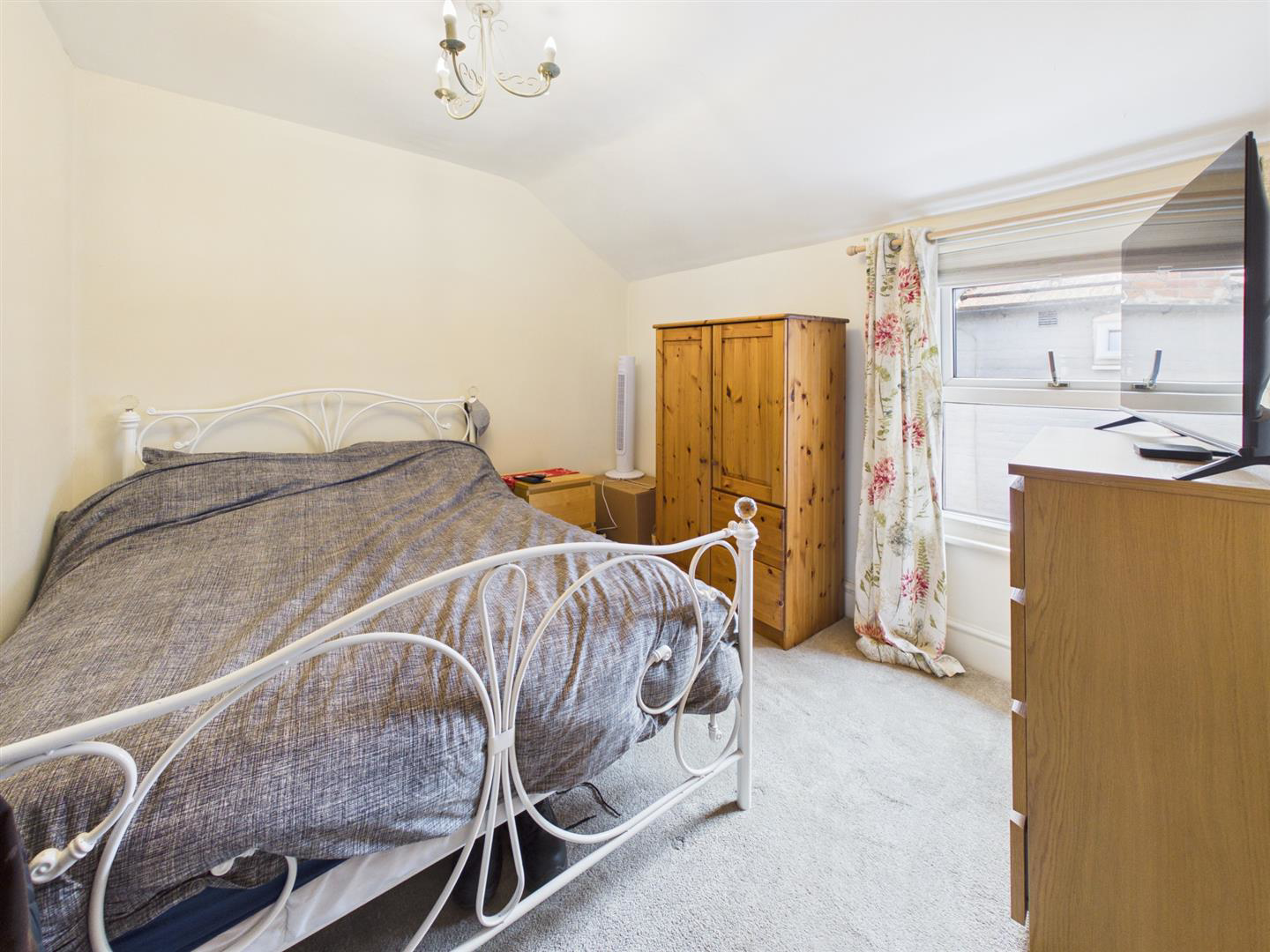 Stroud Road, Gloucester, photo 14