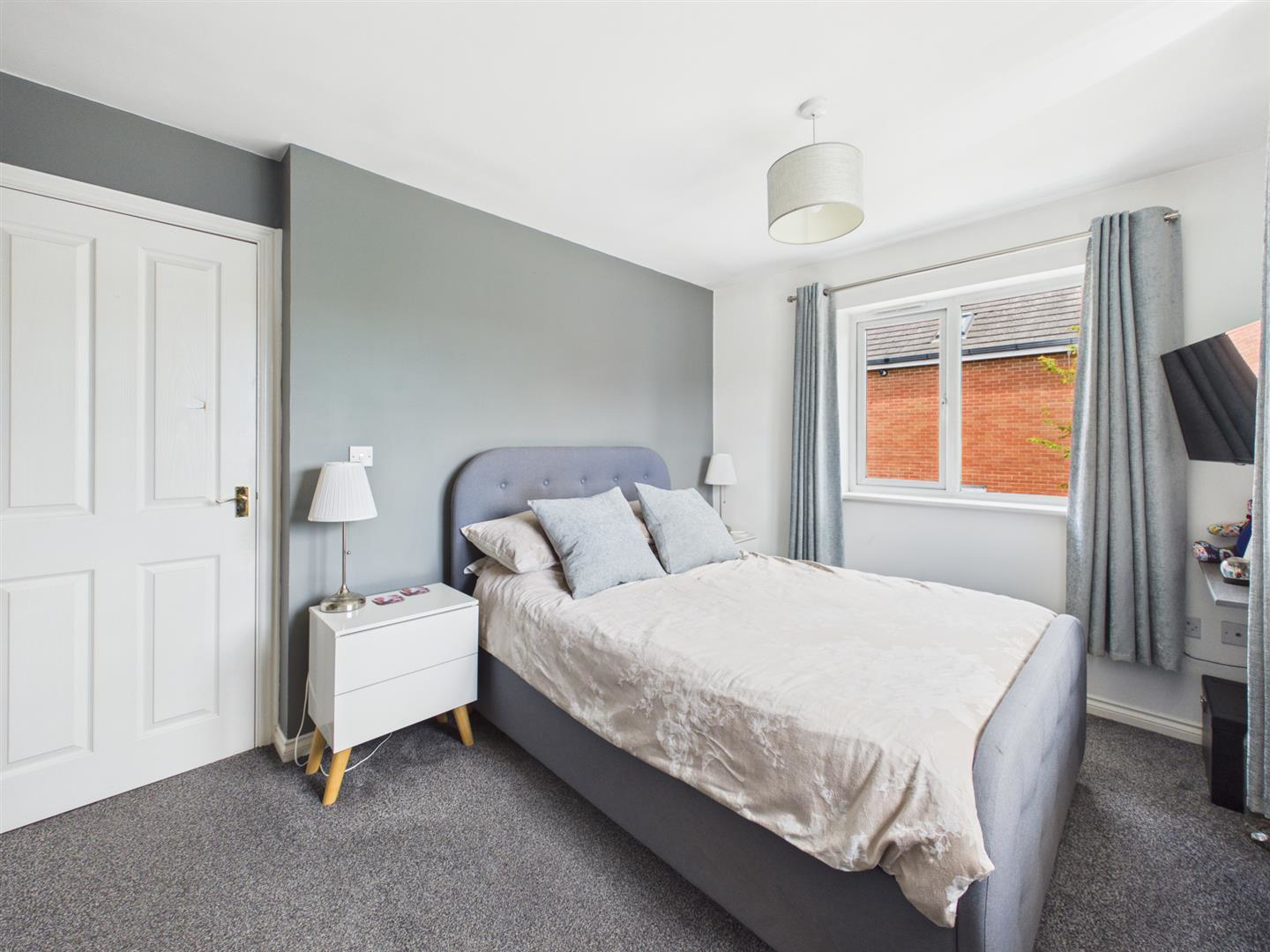 Lea Walk, Hucclecote, Gloucester, photo 12