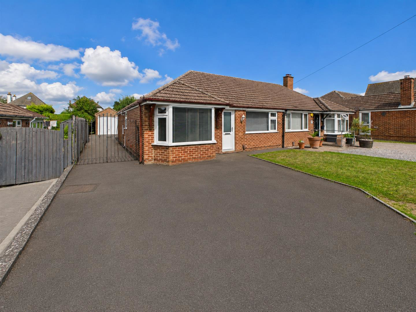 Beechcroft Rd