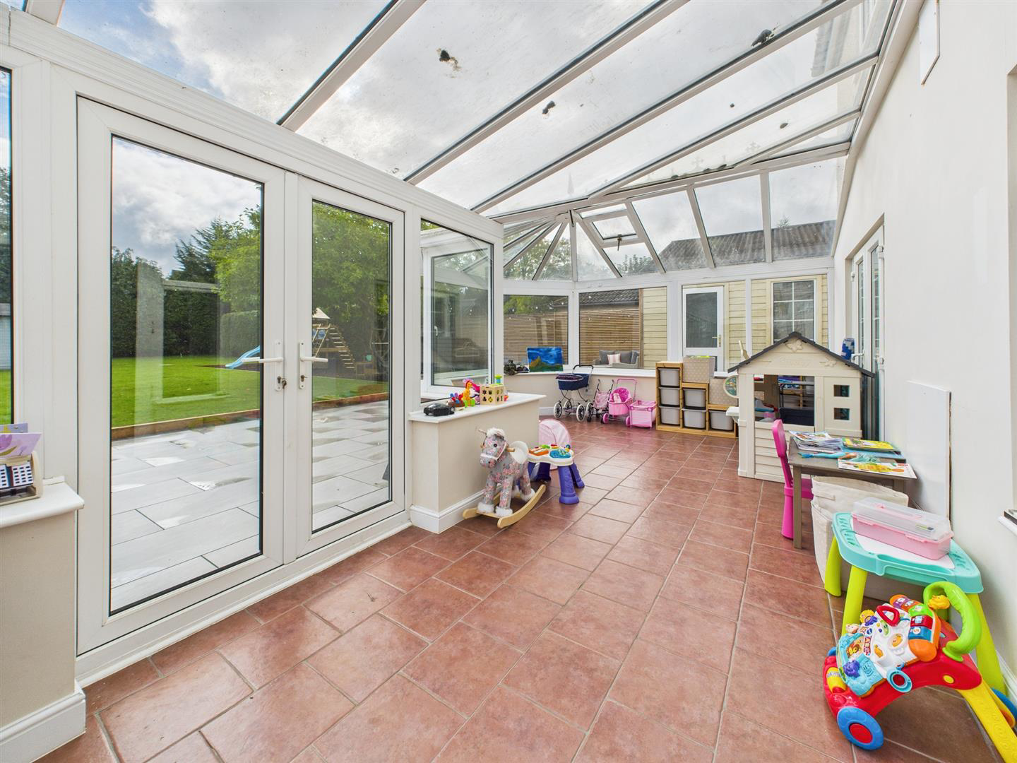 Homecroft Drive, Uckington, photo 22