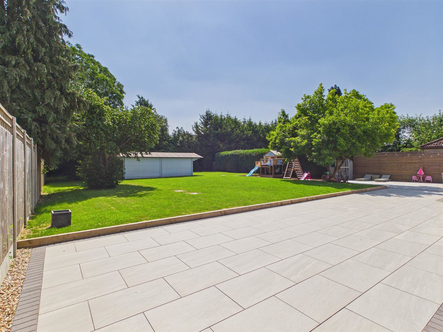 Homecroft Drive, Uckington, photo 4