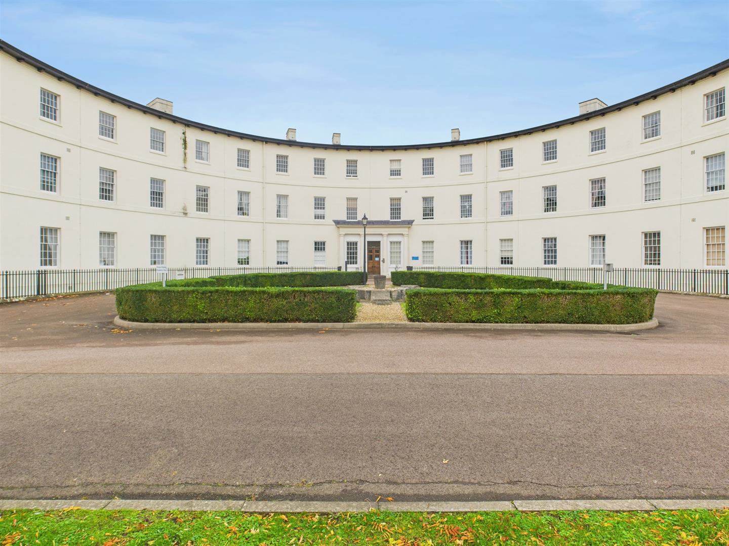 The Crescent, Gloucester