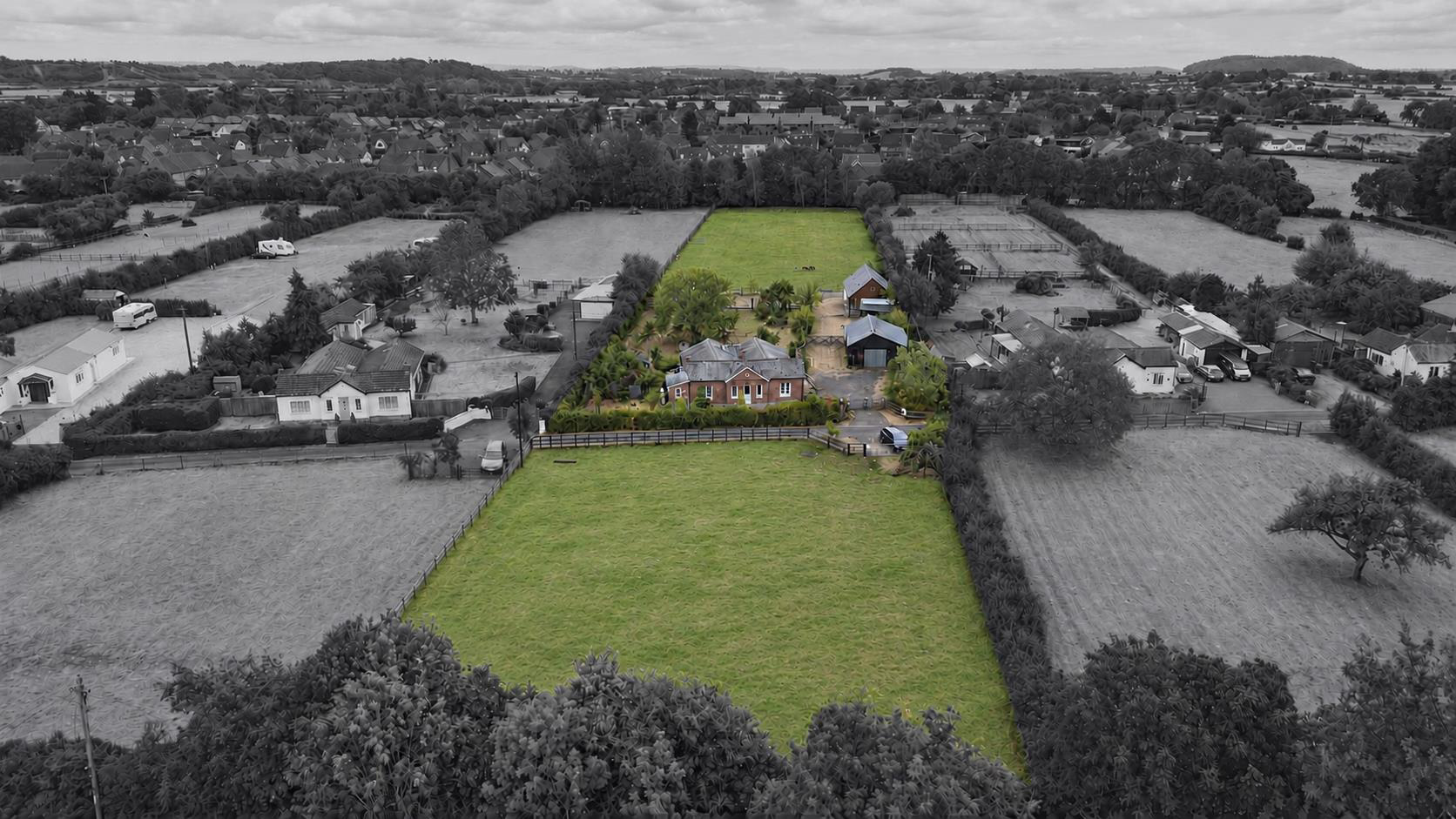Ledbury Road Crescent, Staunton, Gloucester