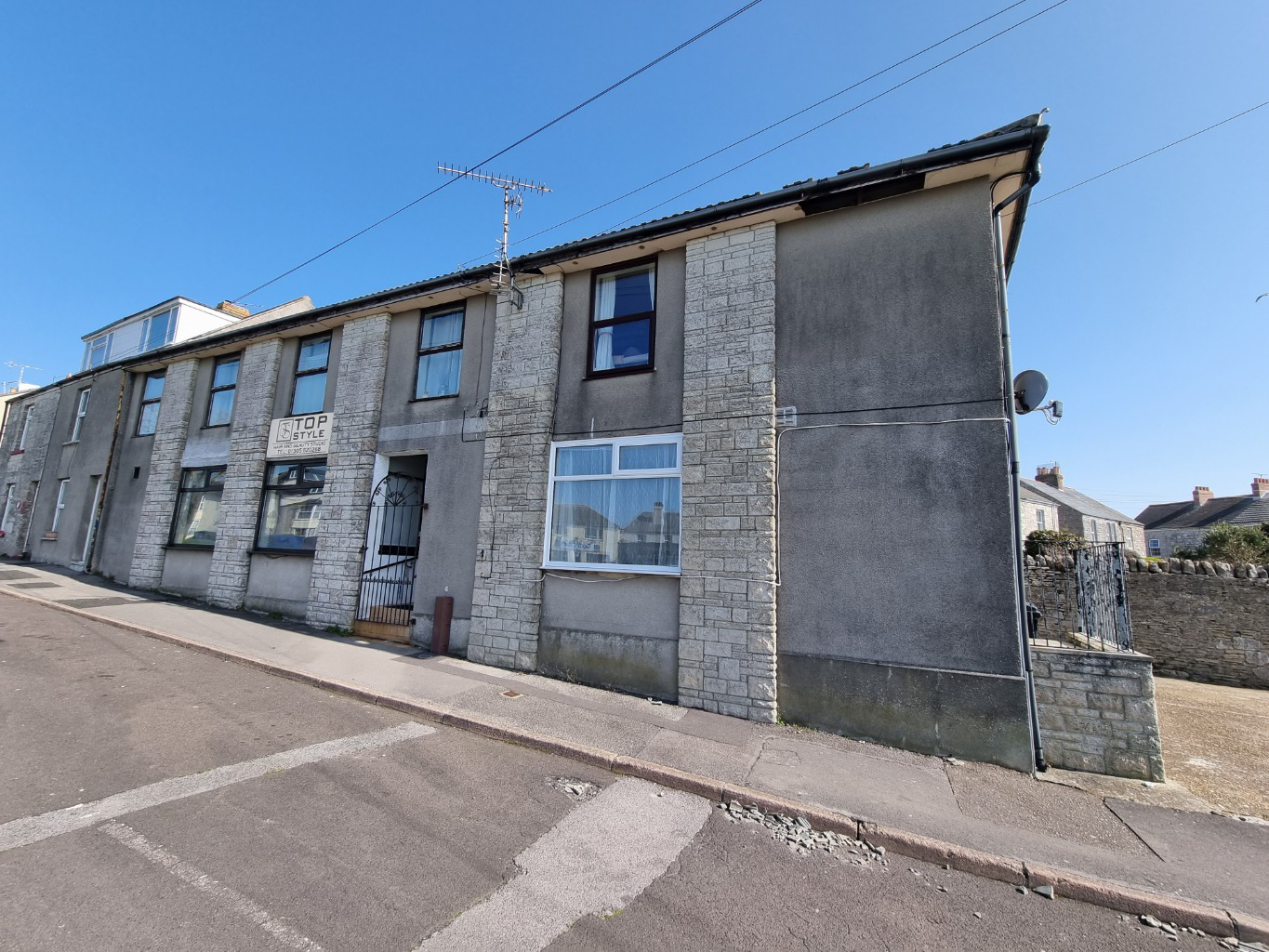 Top Styles, Weston Road, Portland, Dorset, DT5 2BY