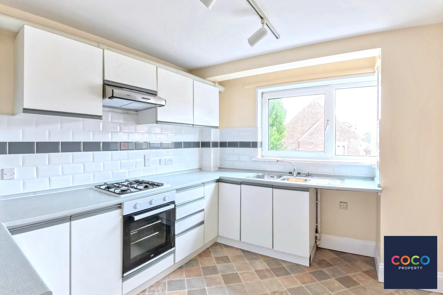 Napier Court, Princes Street, Dorchester, Dorset, DT1 1TW, photo 2