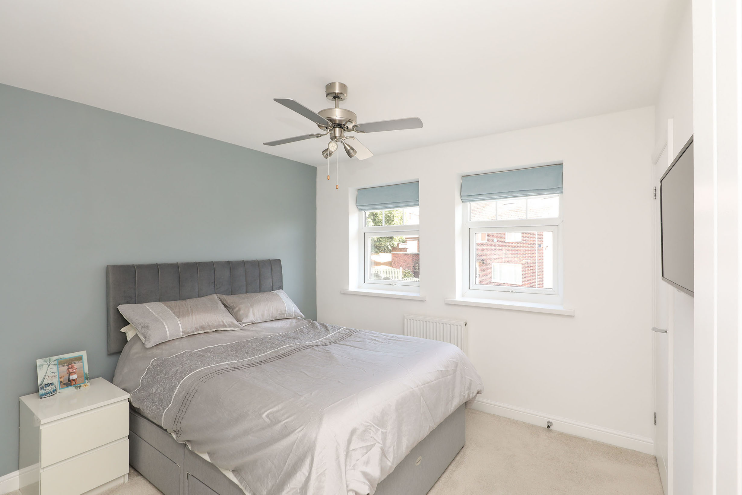bedroom1