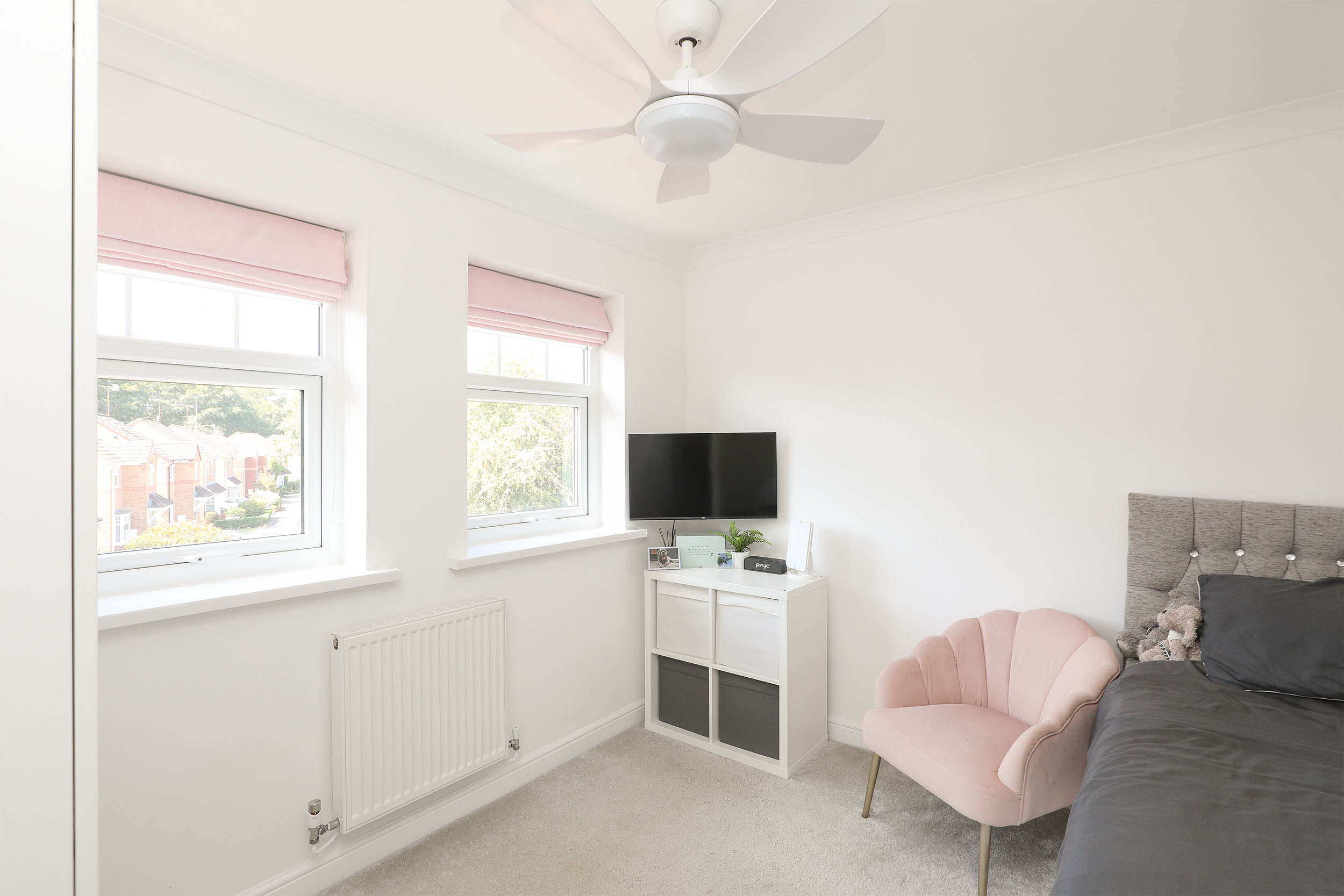 bedroom2
