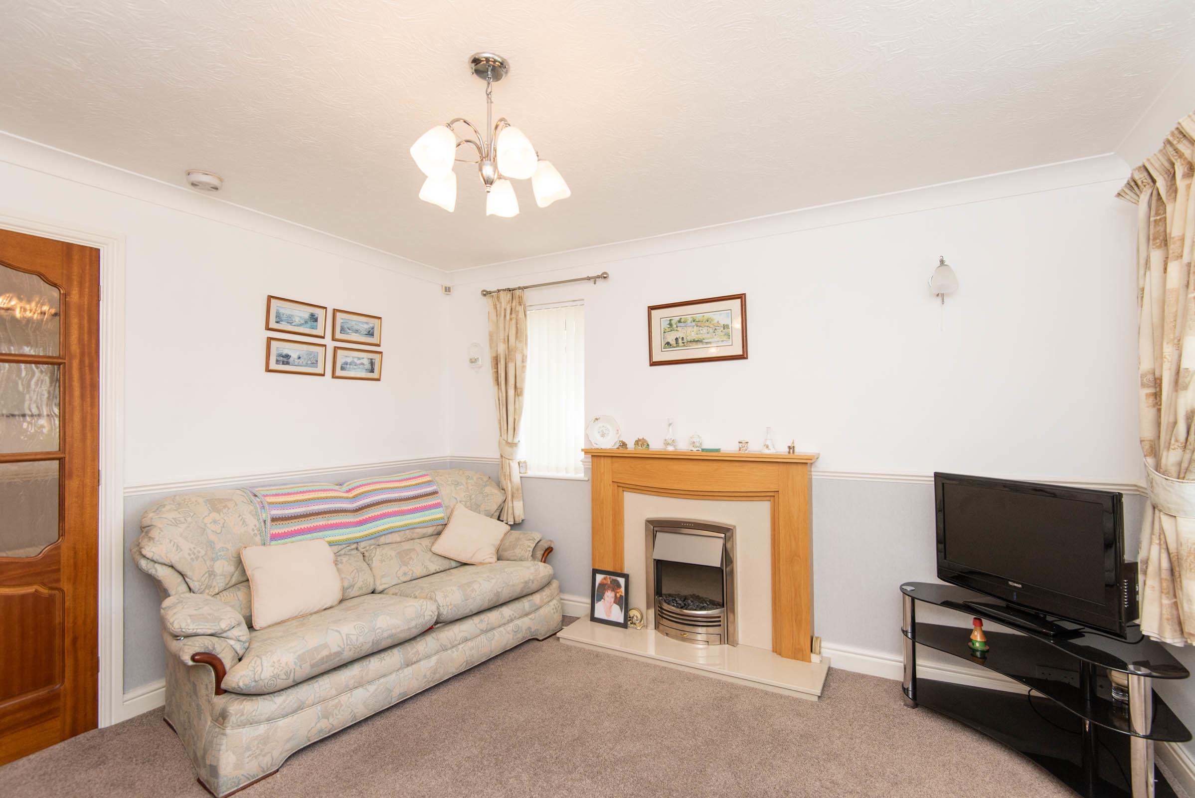 Manor Avenue, Brimington, S43, photo 6