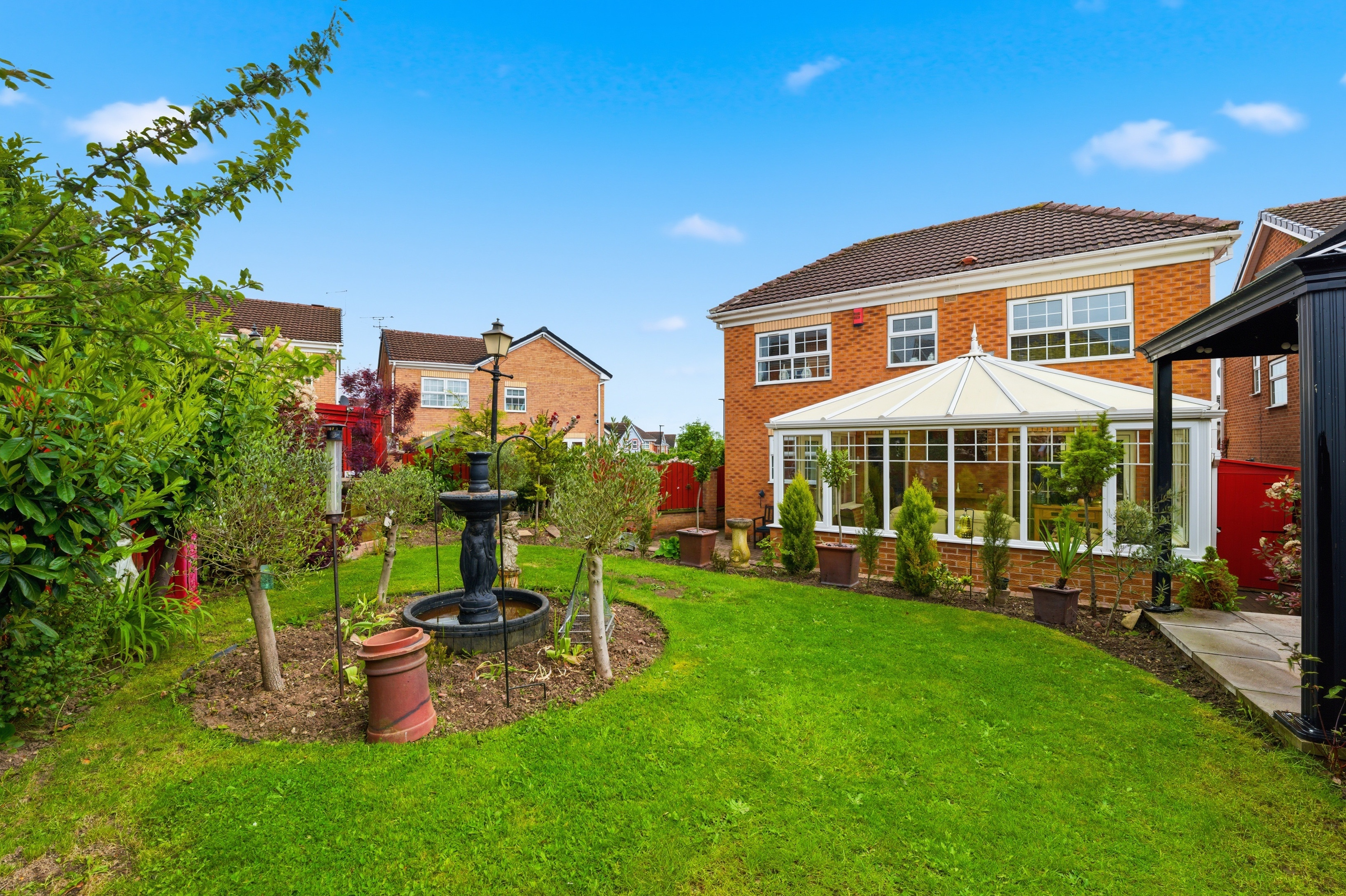 Springwell Crescent, Beighton, S20, photo 26