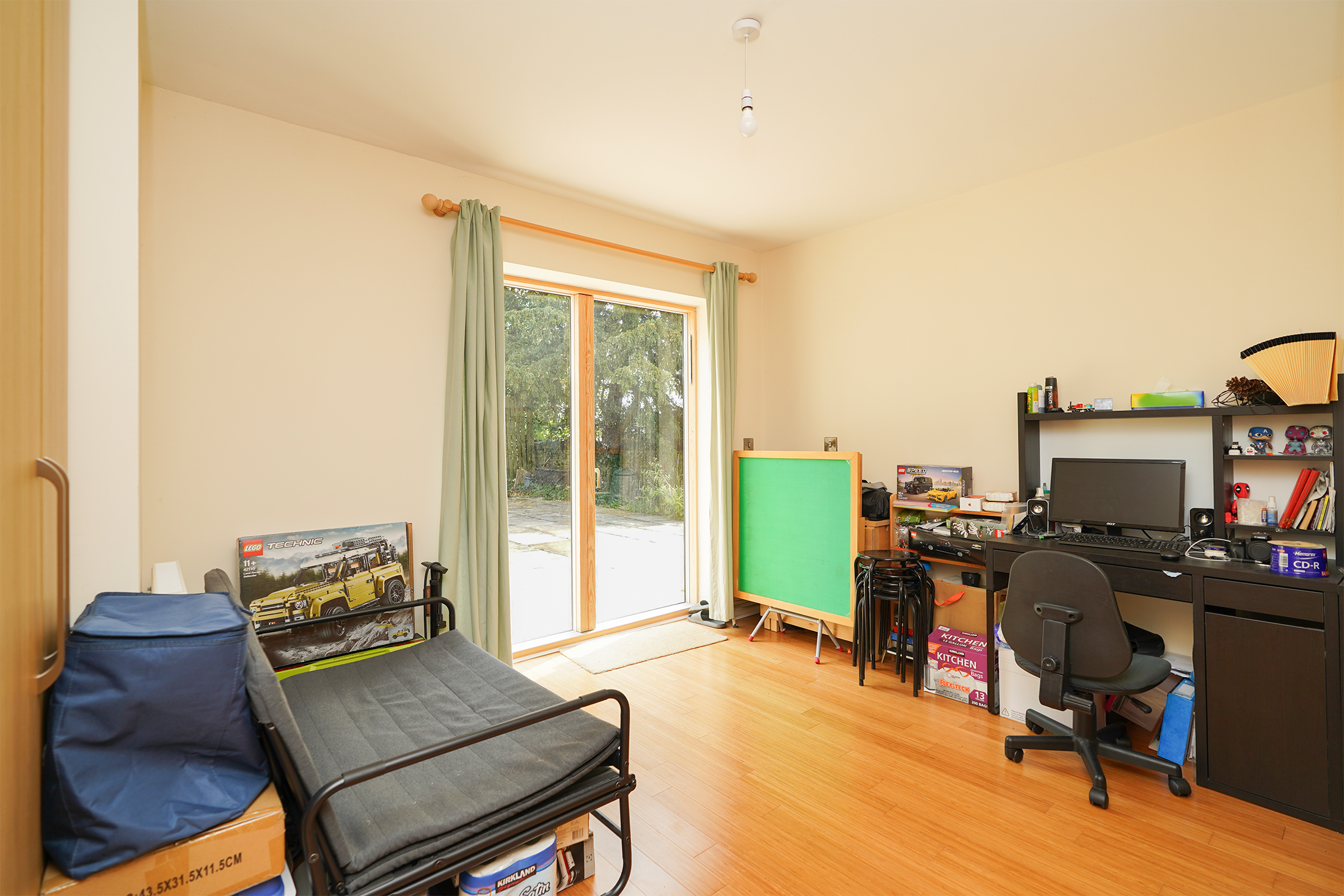 Photo 12