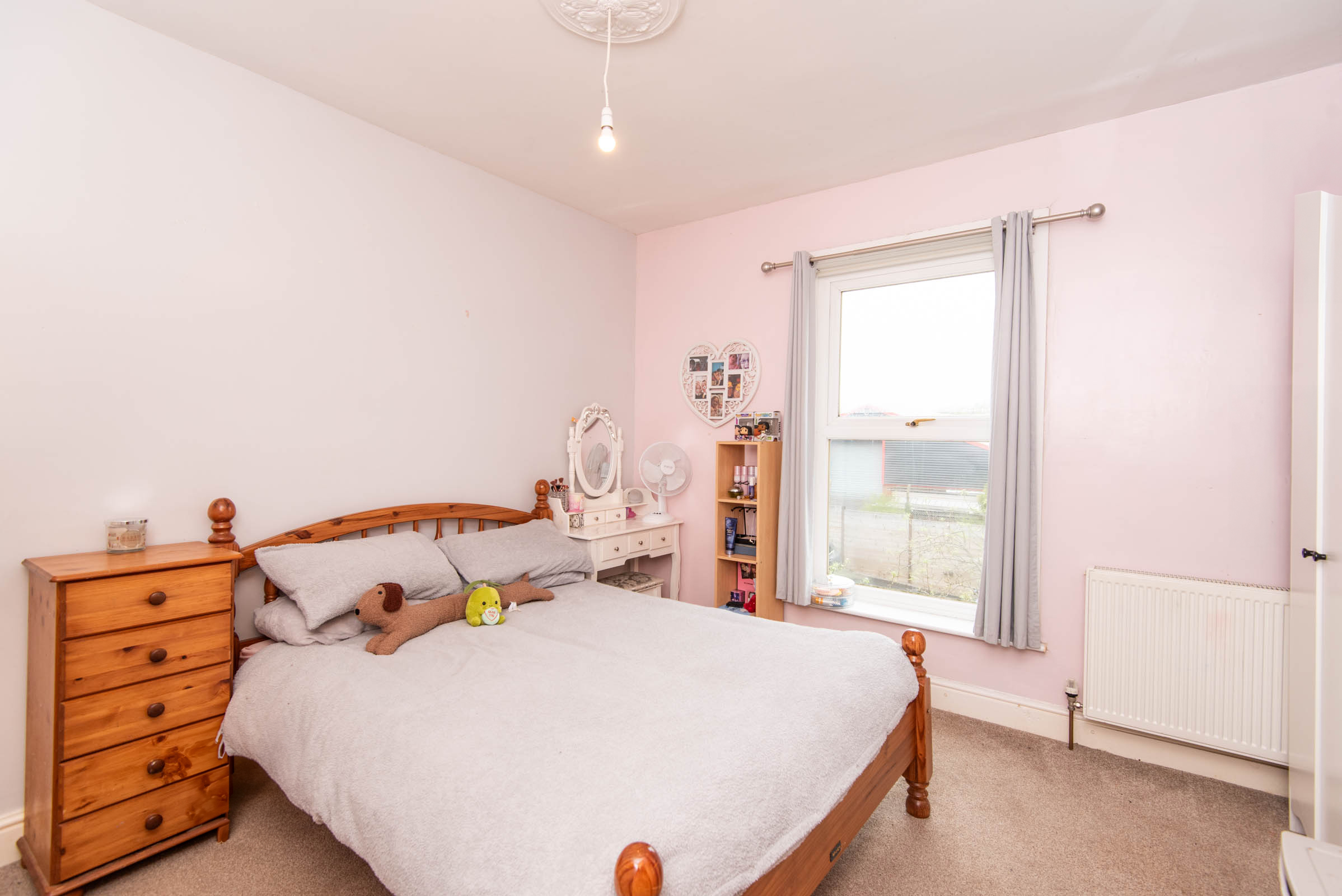 Main Road, Renishaw, S21, photo 15