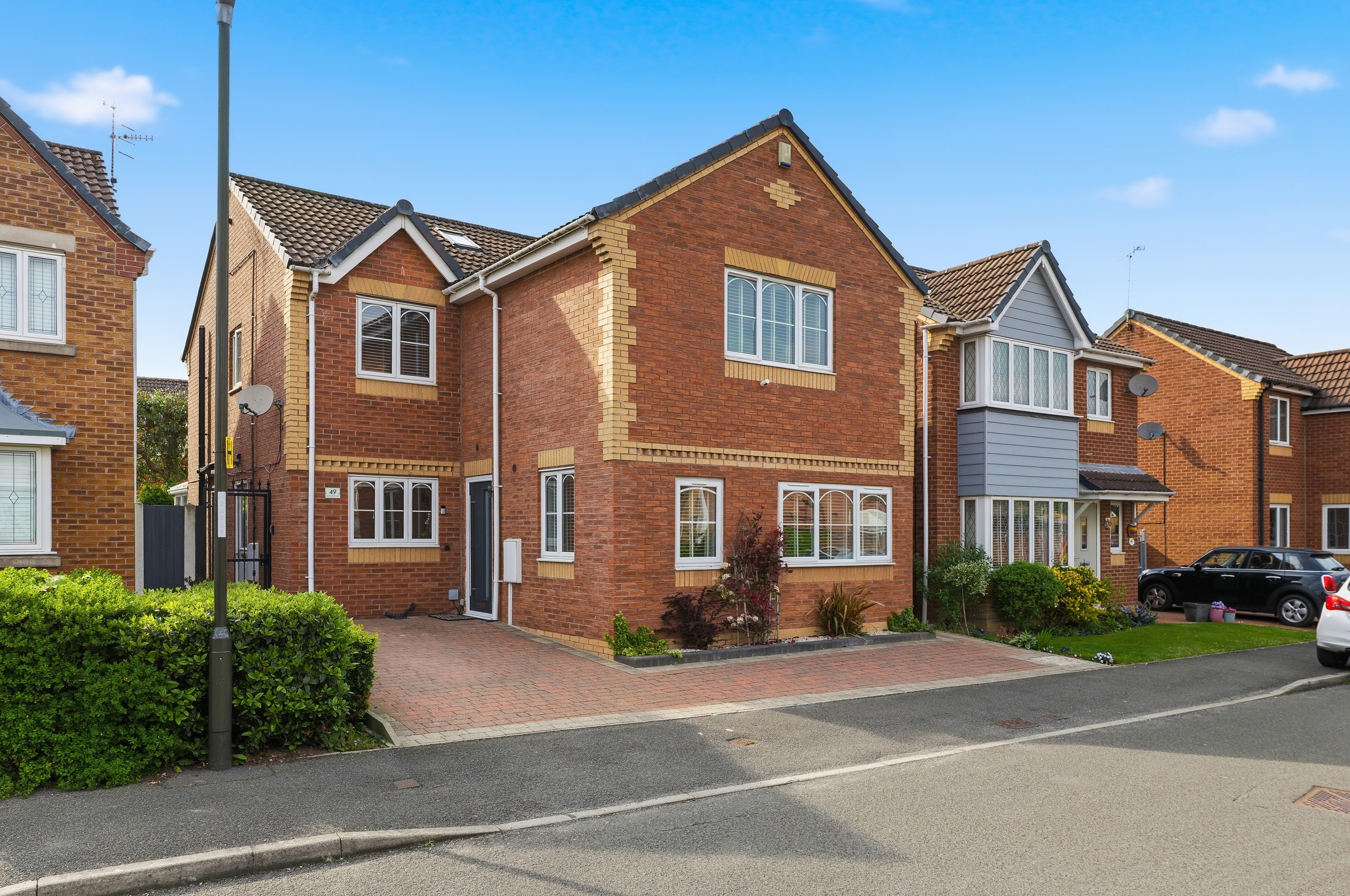 Holme Park Avenue, Chesterfield, S41