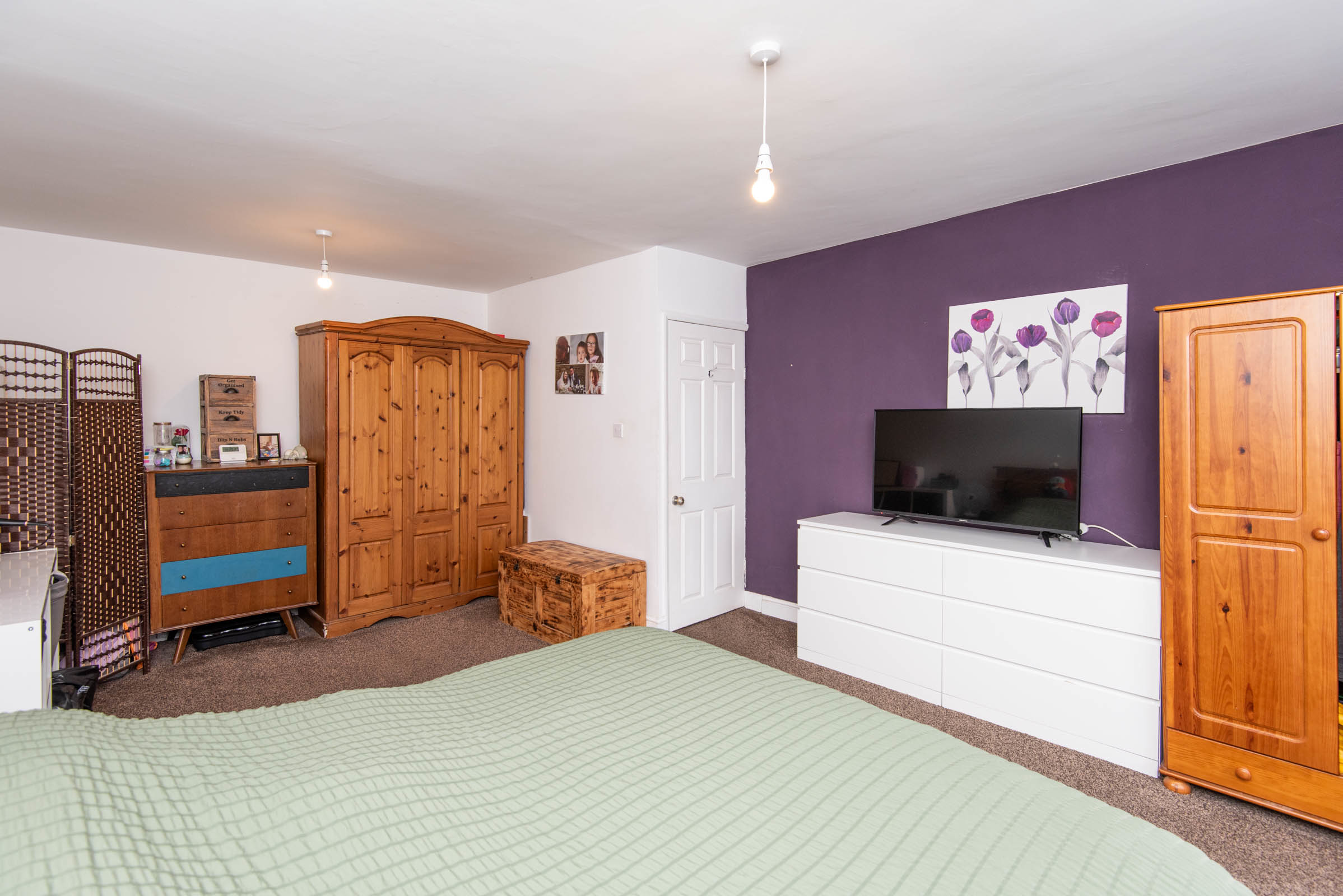 Main Road, Renishaw, S21, photo 12