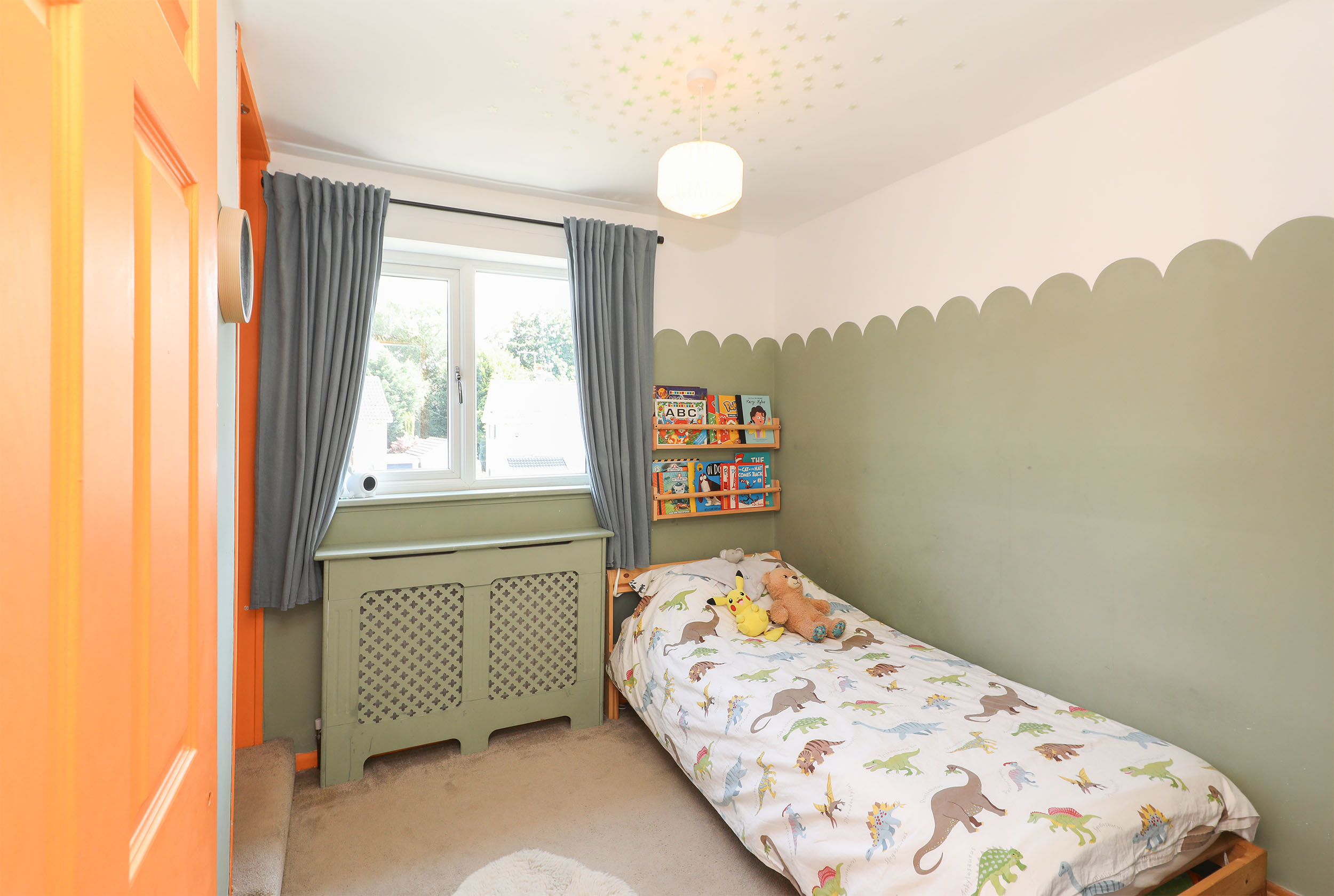 bedroom2