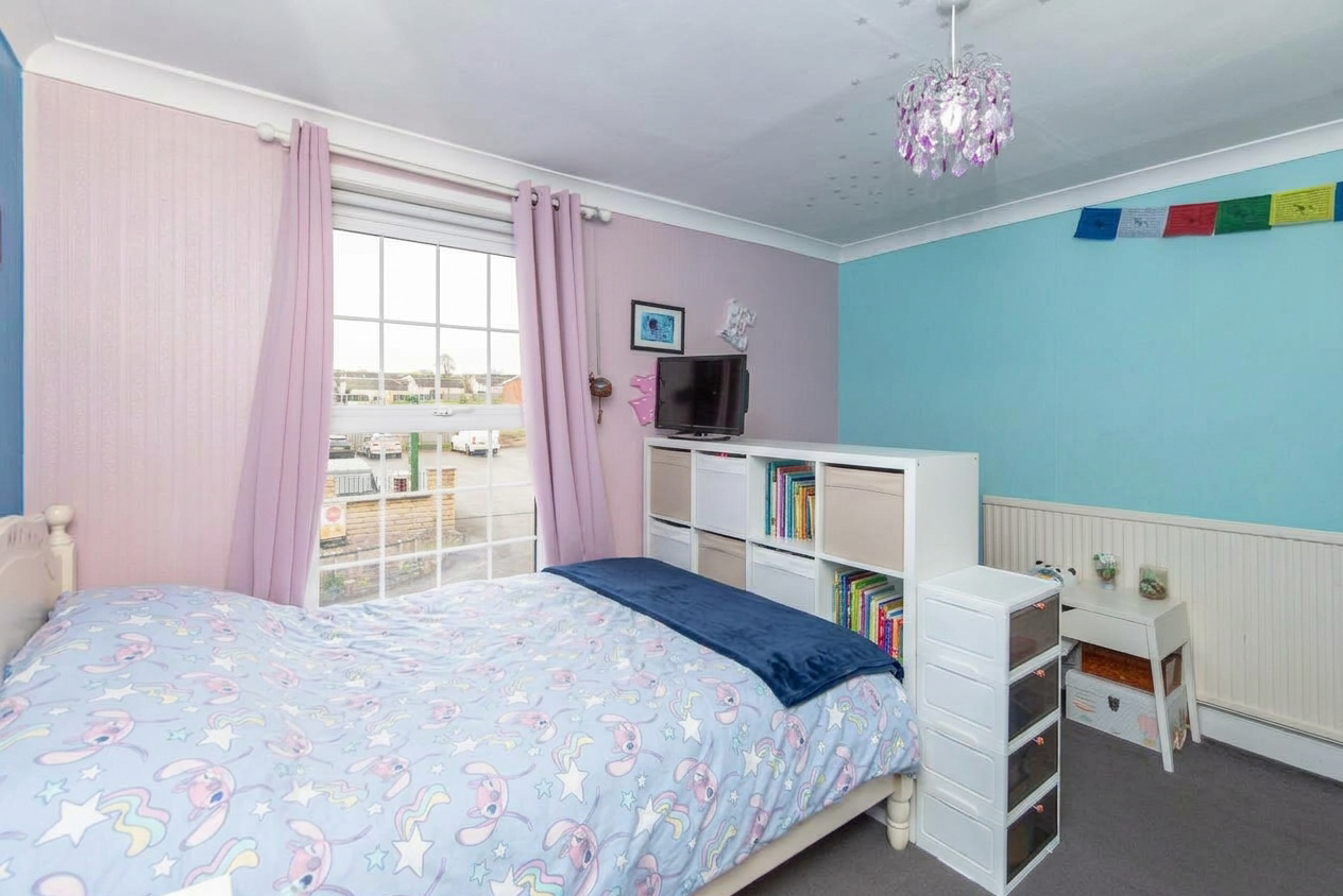 Main Road, Renishaw, S21, photo 13